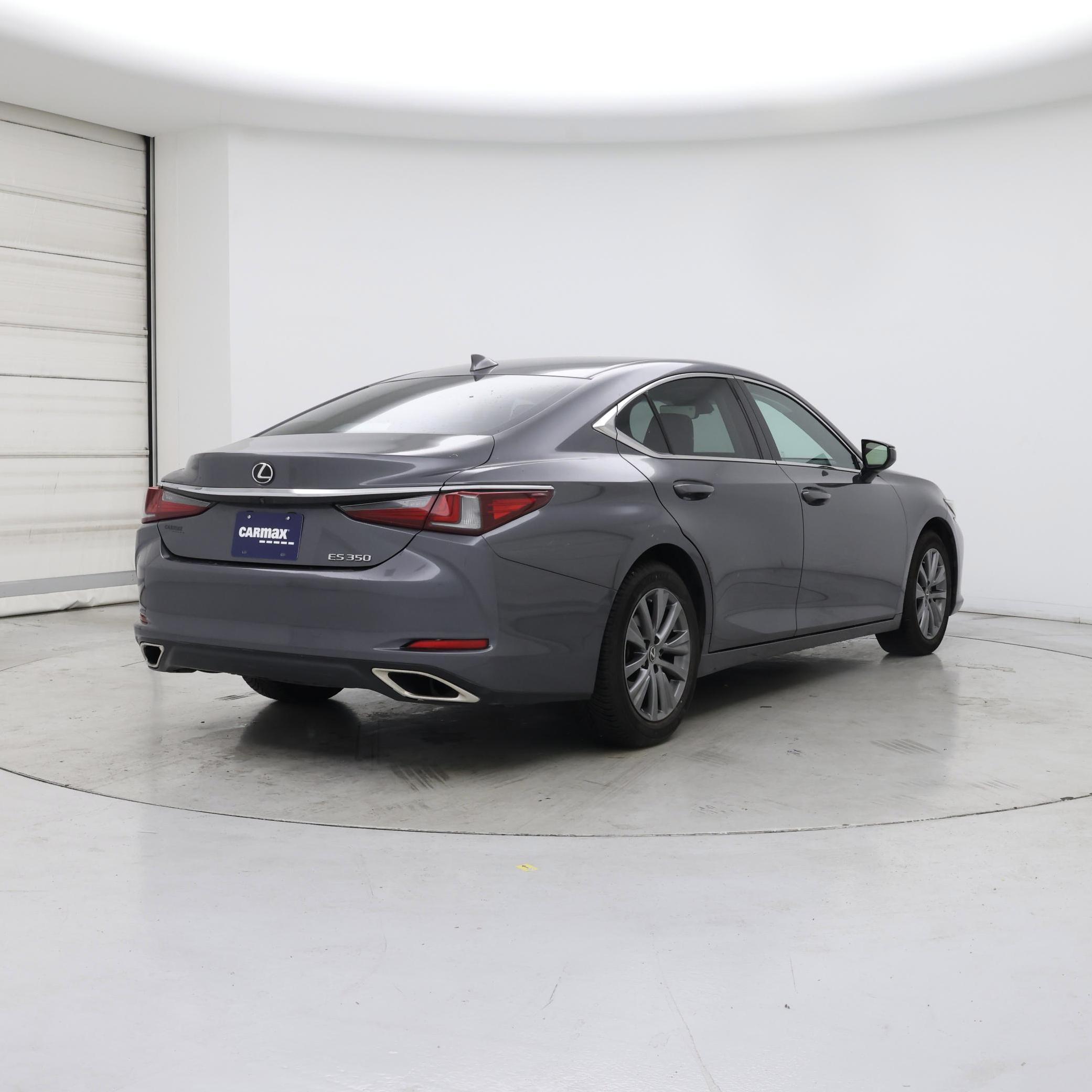 Thumbnail: 2019 Lexus ES - 8