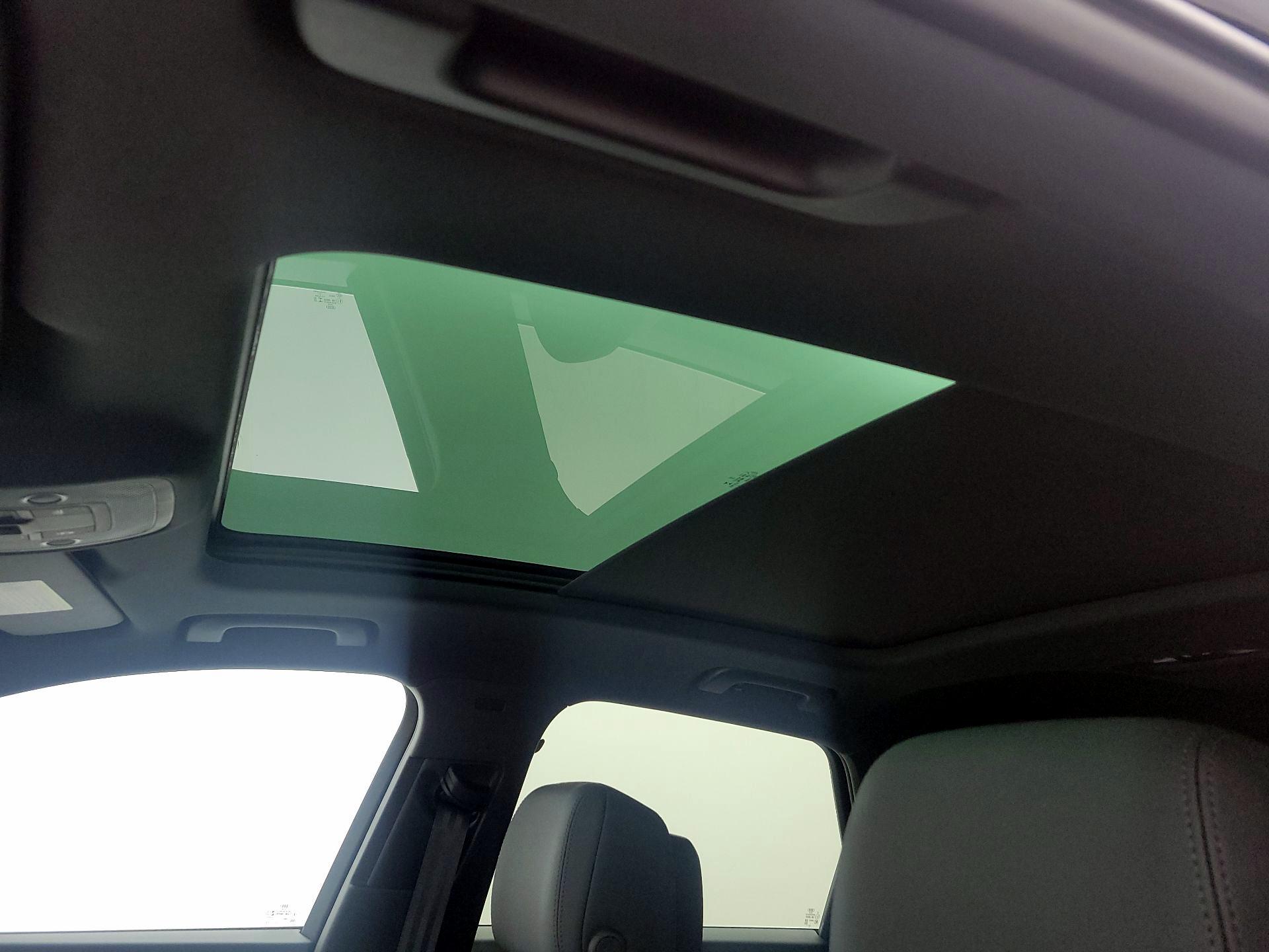 Thumbnail: 2022 Audi Q3 - 19