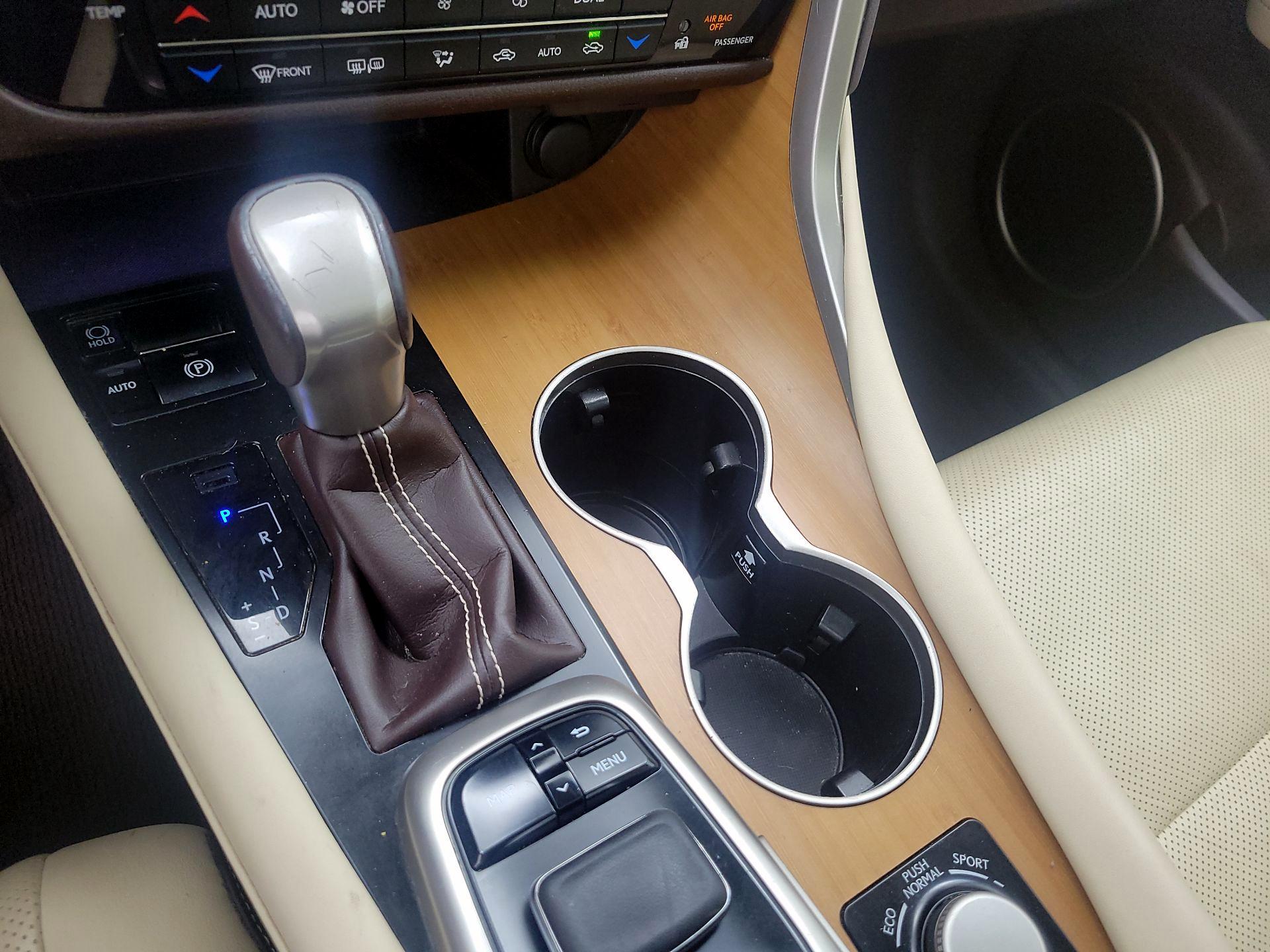 Thumbnail: 2019 Lexus RX - 18