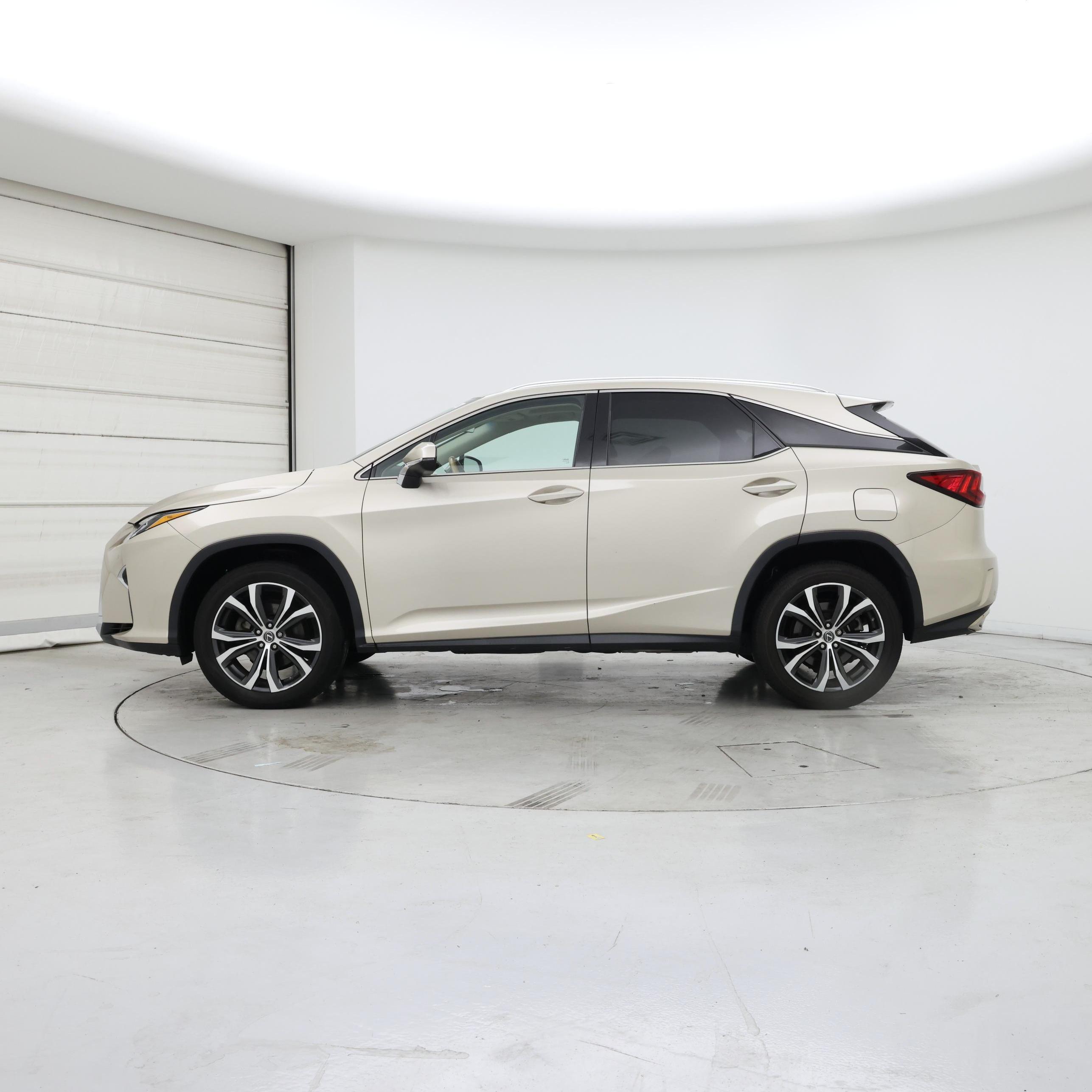 Thumbnail: 2019 Lexus RX - 3