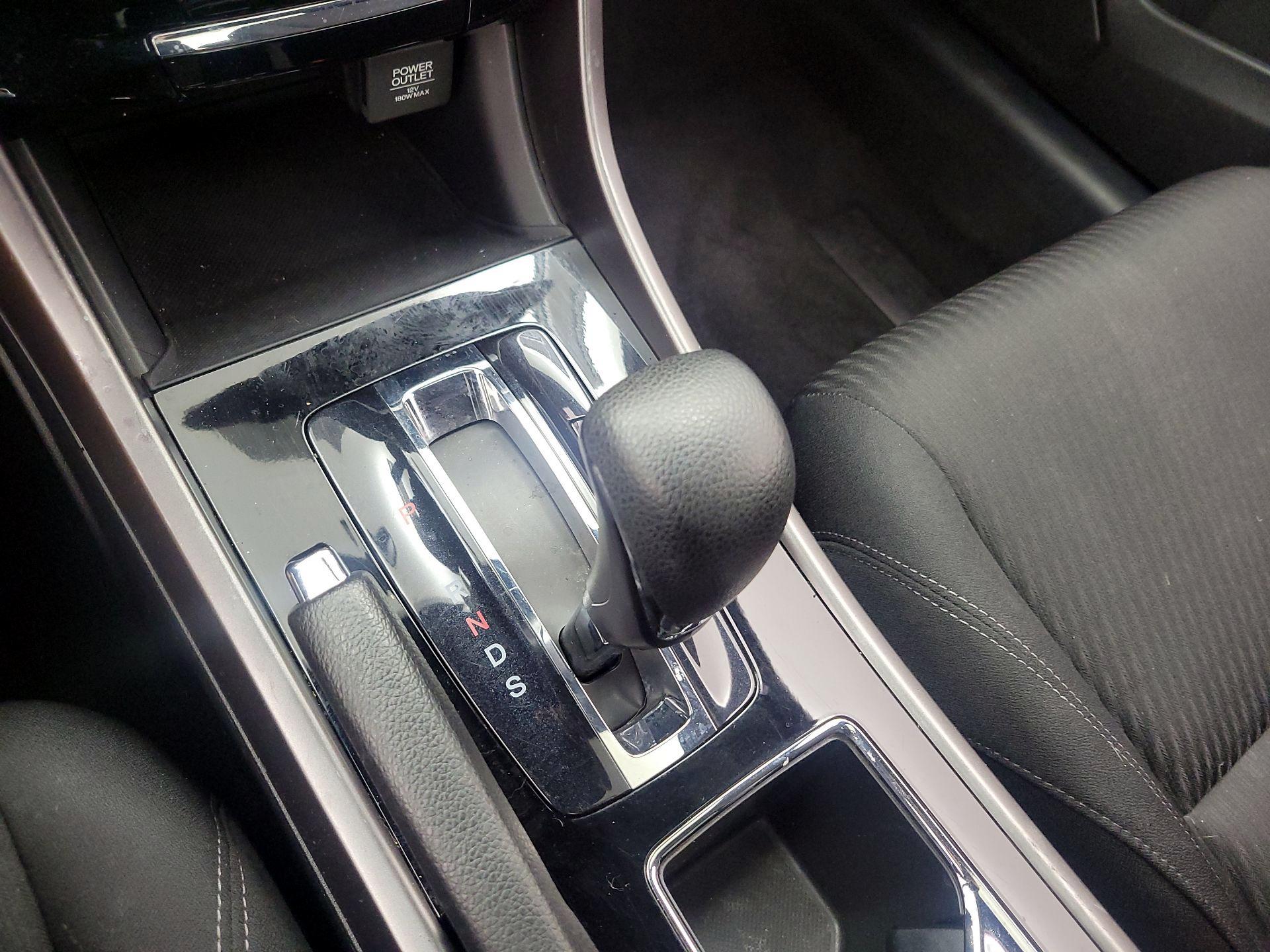 Thumbnail: 2017 Honda Accord - 17