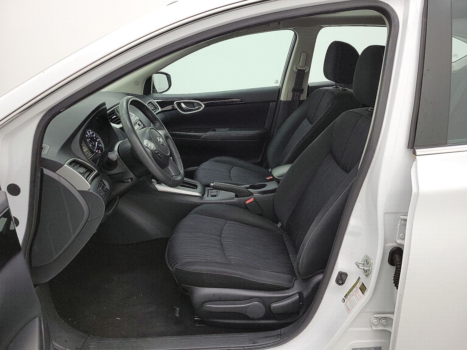 Thumbnail: 2018 Nissan Sentra - 11