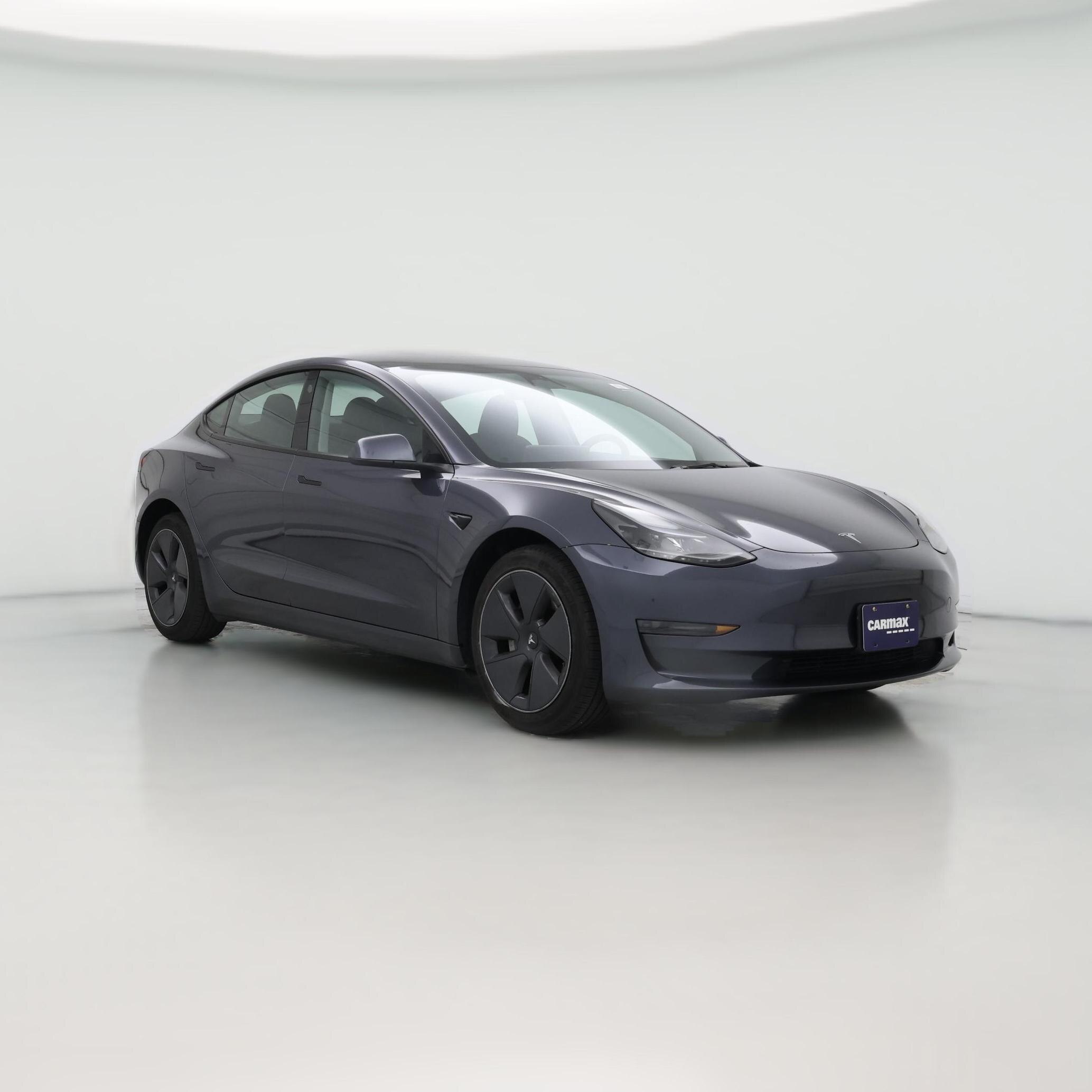 Thumbnail: 2023 Tesla Model 3 - 1