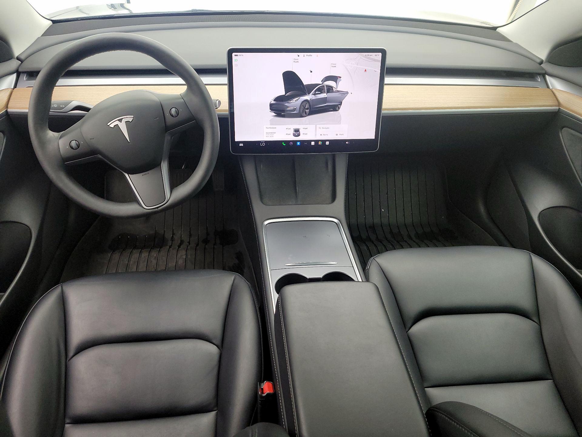 Thumbnail: 2023 Tesla Model 3 - 9