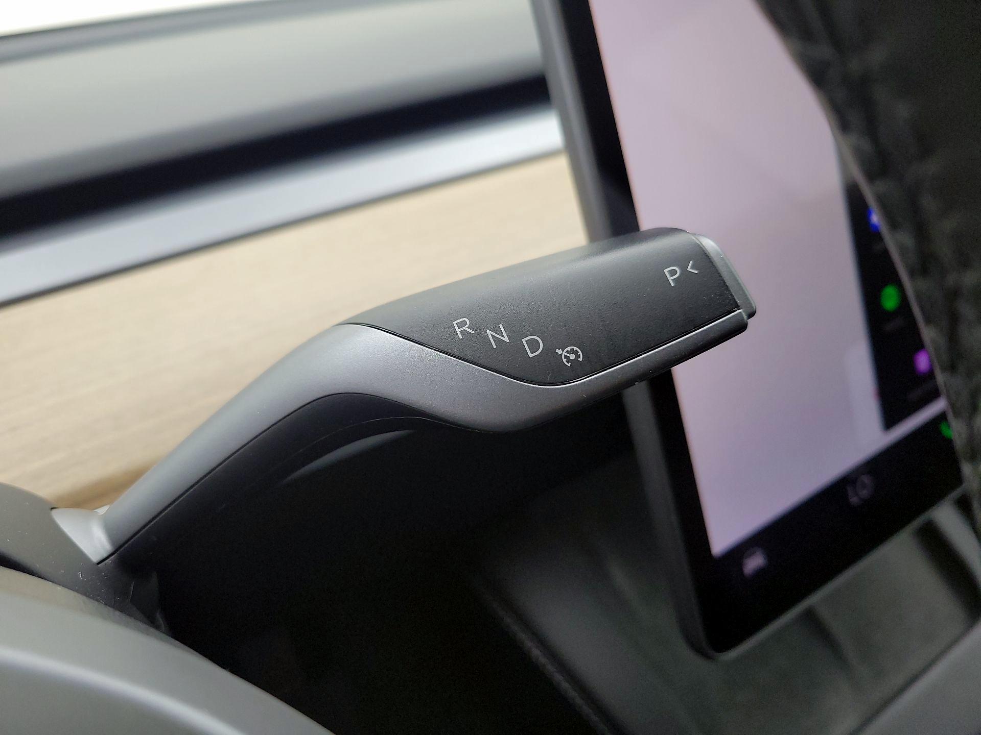 Thumbnail: 2023 Tesla Model 3 - 17