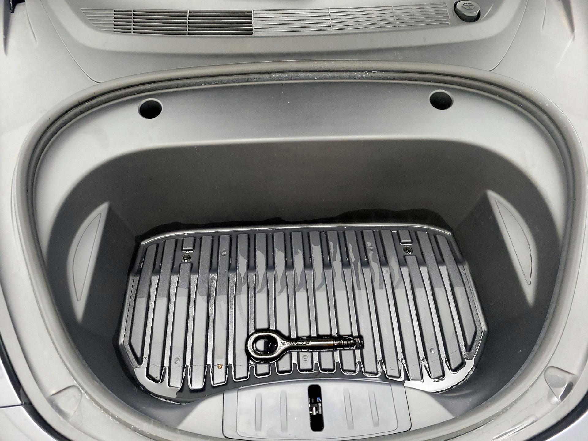 Thumbnail: 2023 Tesla Model 3 - 20