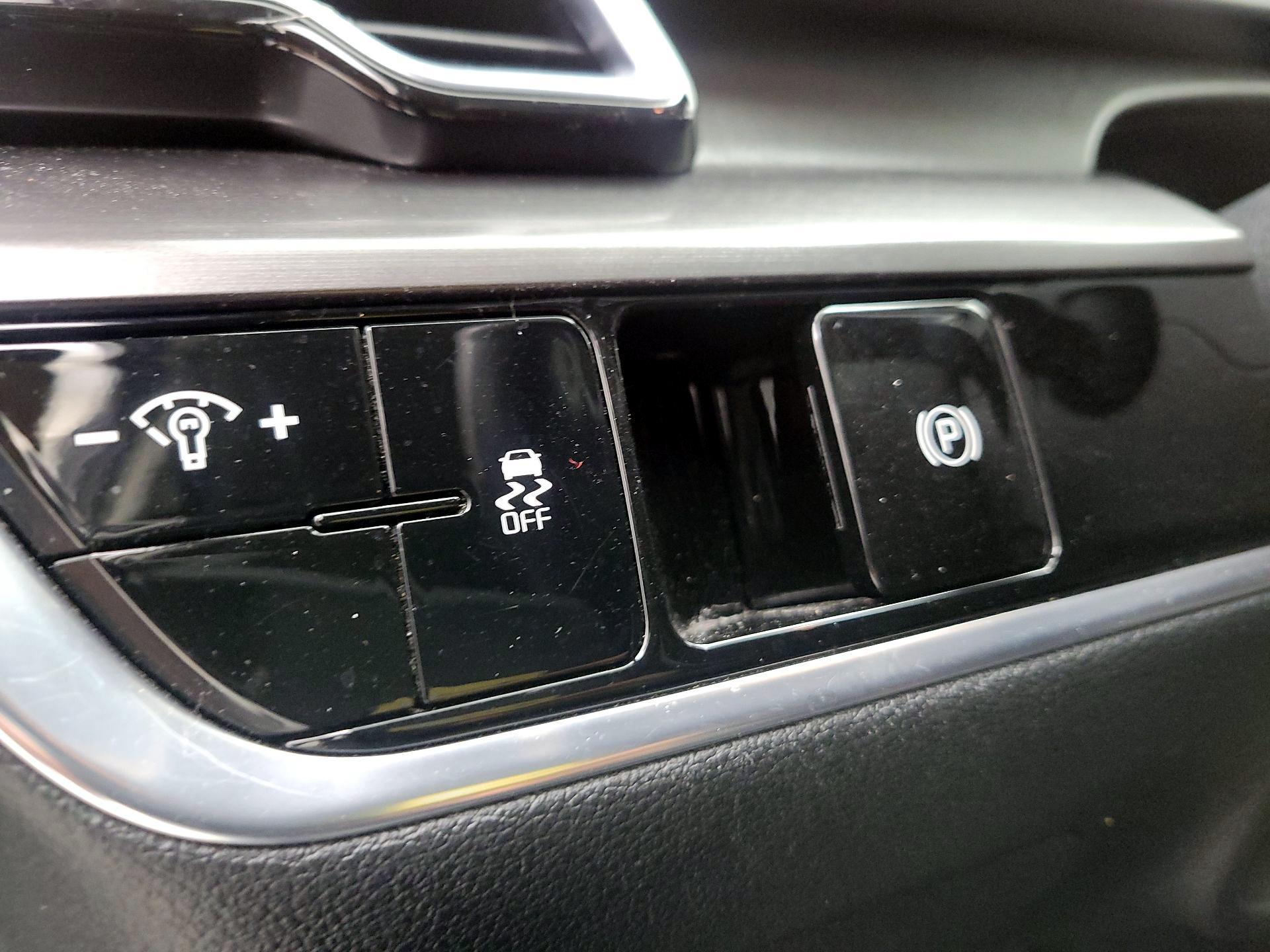 Thumbnail: 2023 Kia Sportage - 13