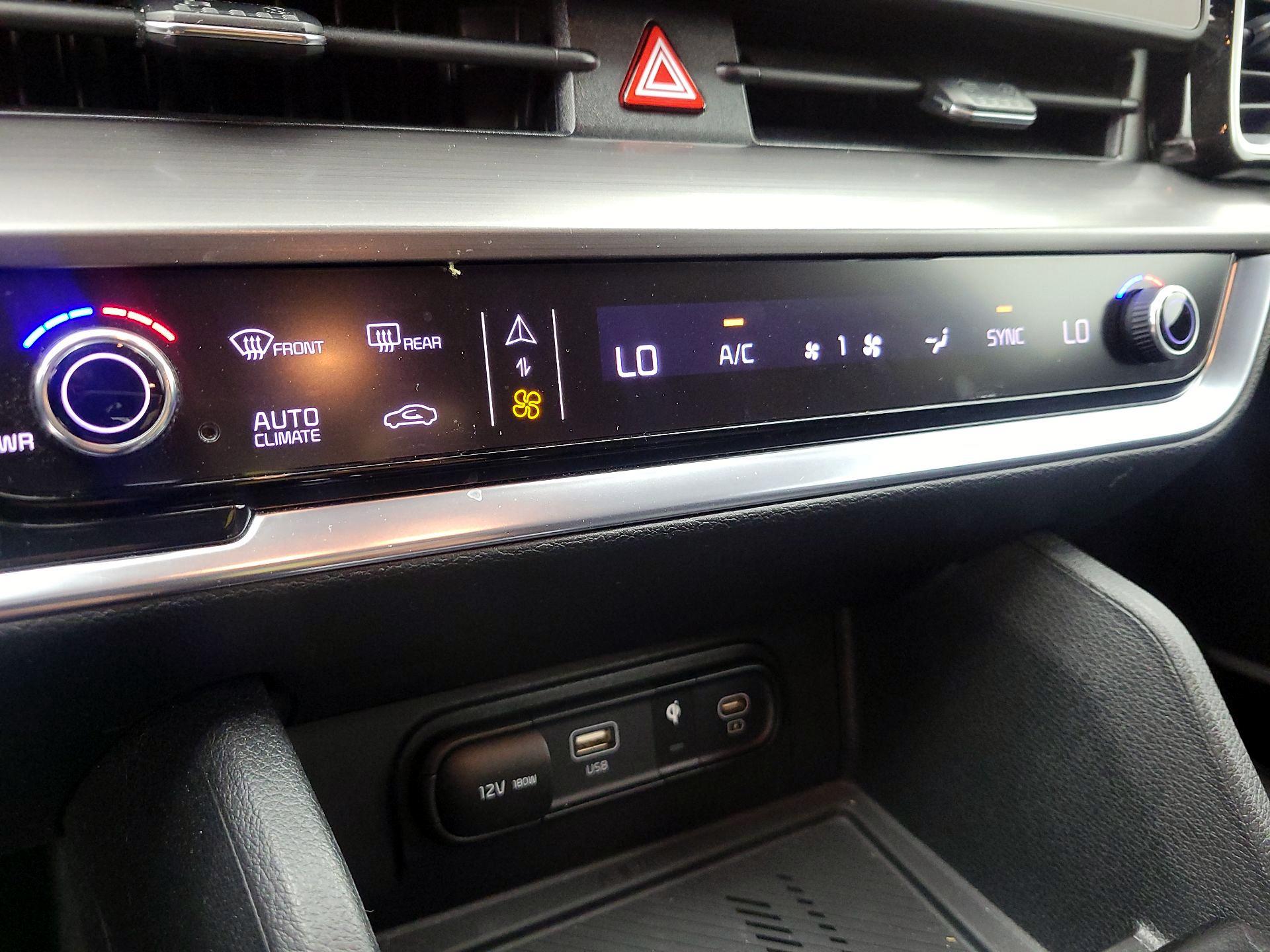 Thumbnail: 2023 Kia Sportage - 17