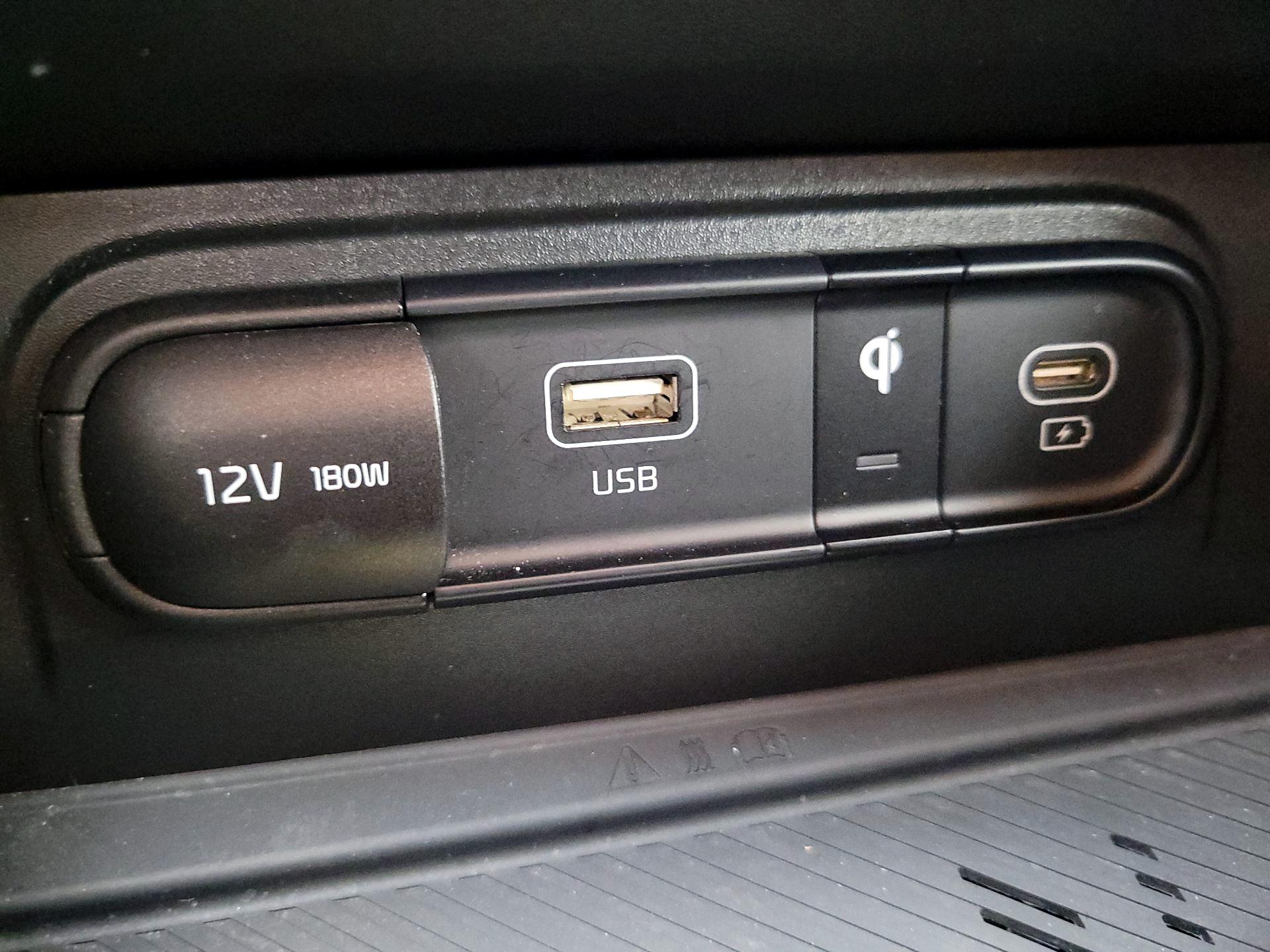 Thumbnail: 2023 Kia Sportage - 19