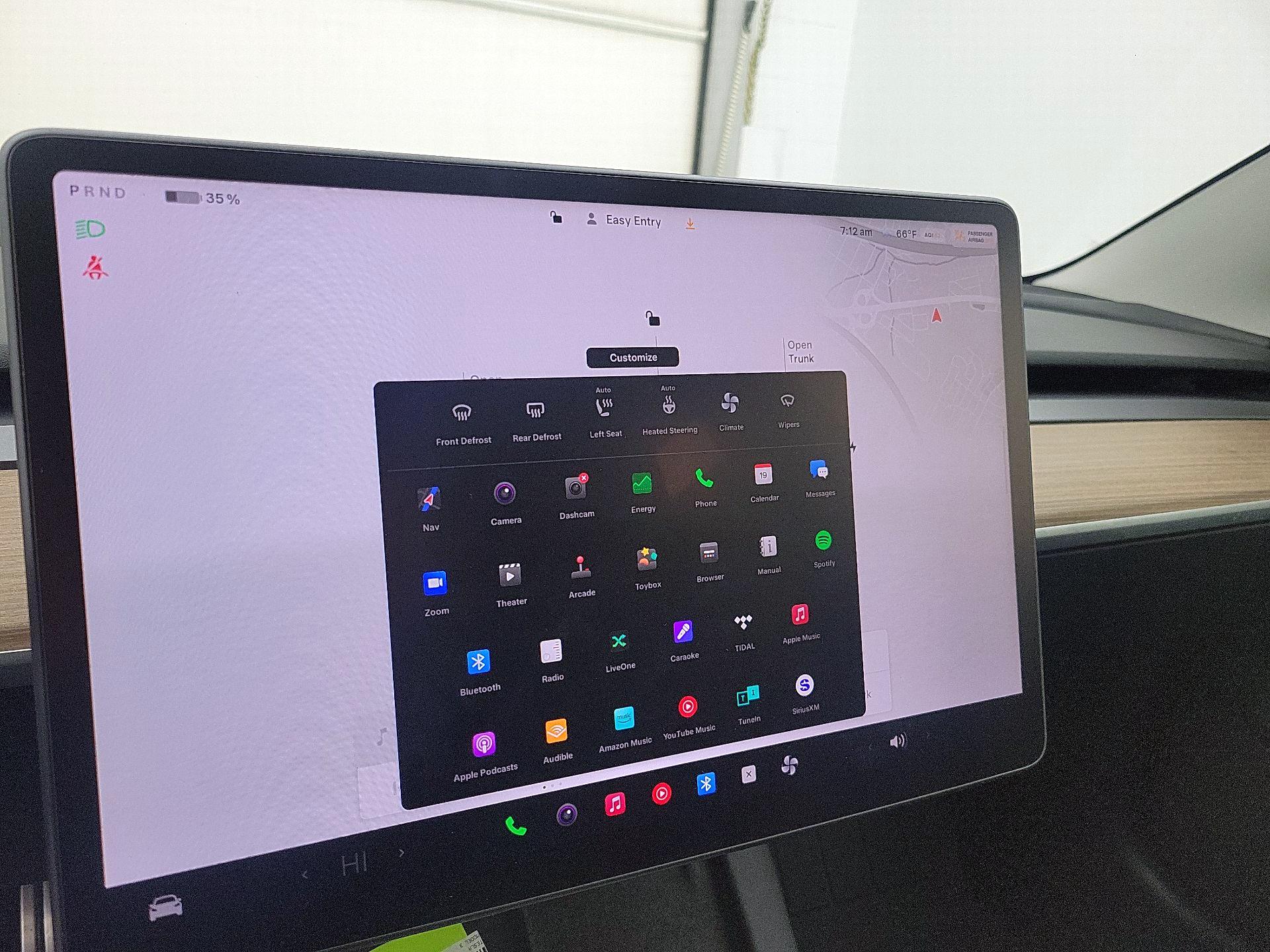 Thumbnail: 2023 Tesla Model 3 - 15