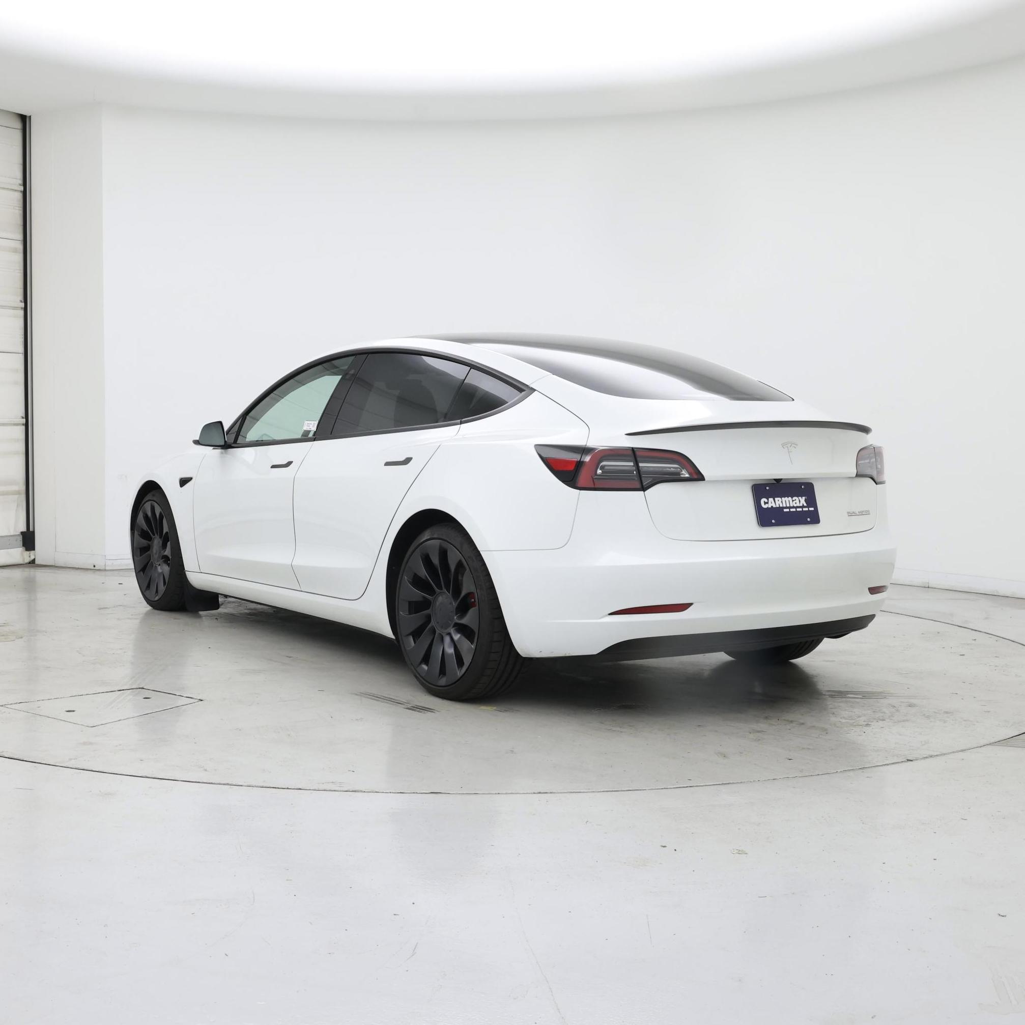 Thumbnail: 2023 Tesla Model 3 - 2