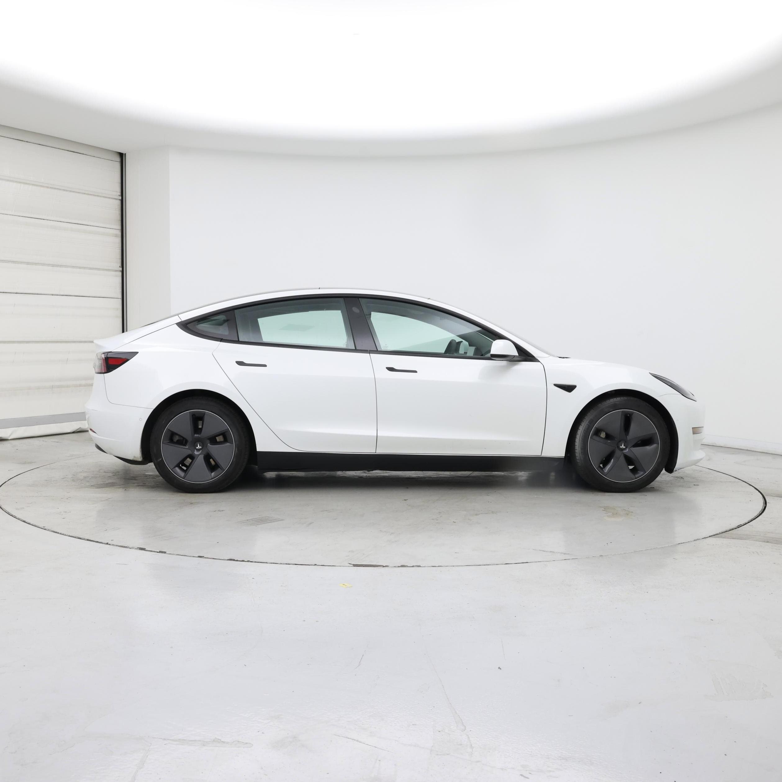Thumbnail: 2021 Tesla Model 3 - 7