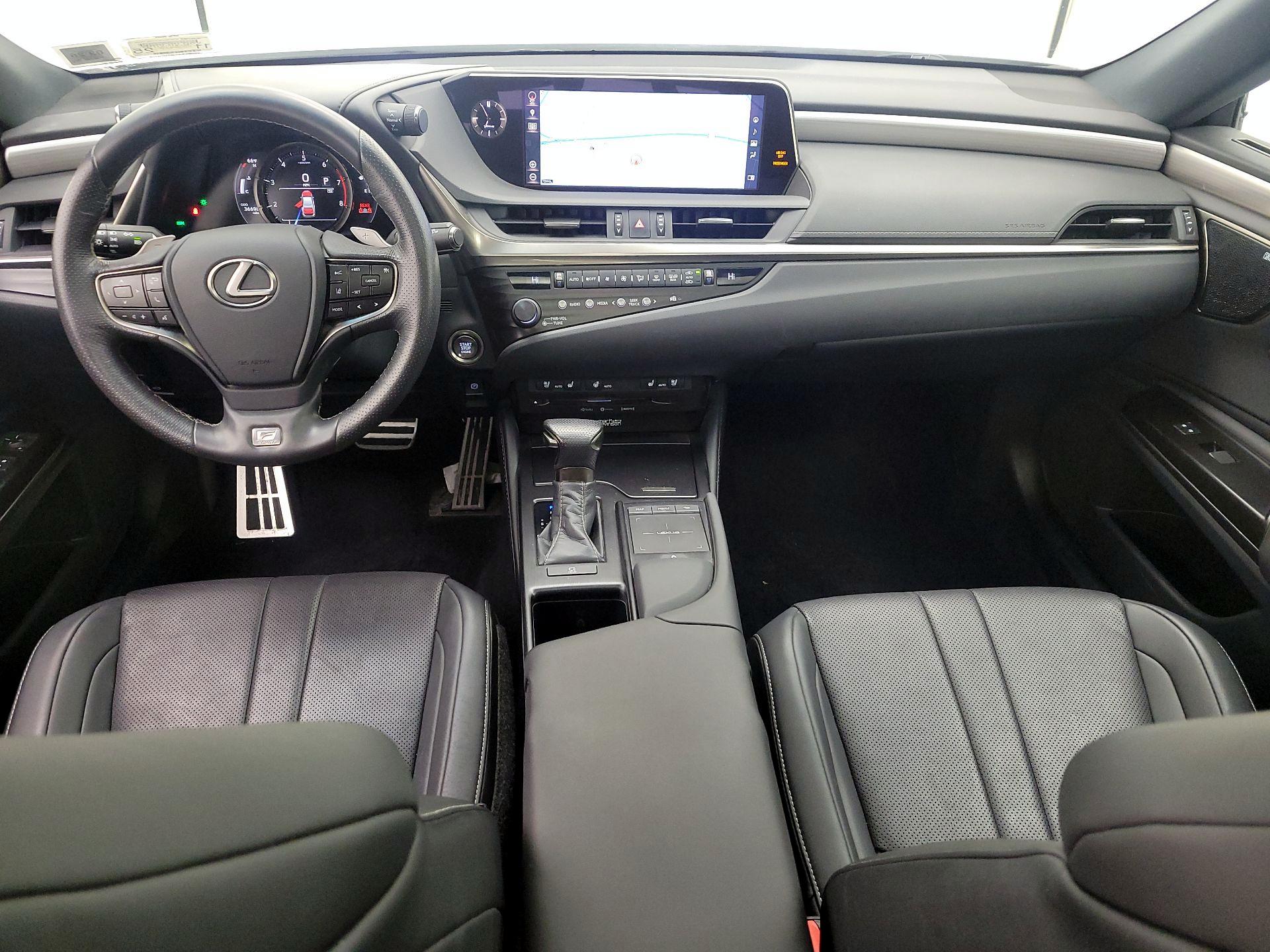 Thumbnail: 2019 Lexus ES - 9