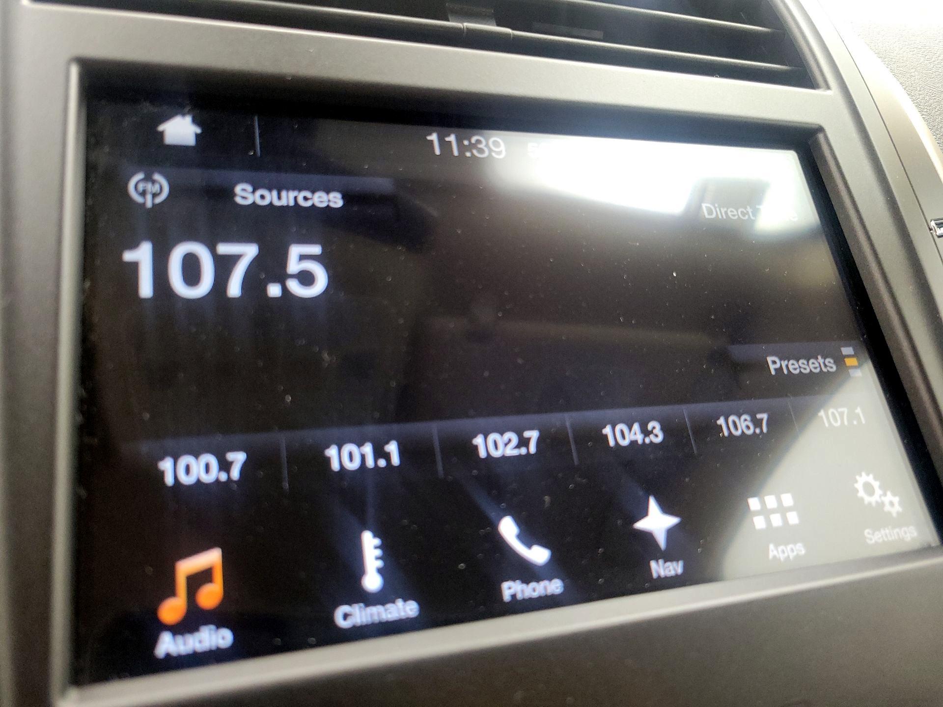 Thumbnail: 2016 Lincoln MKC - 15