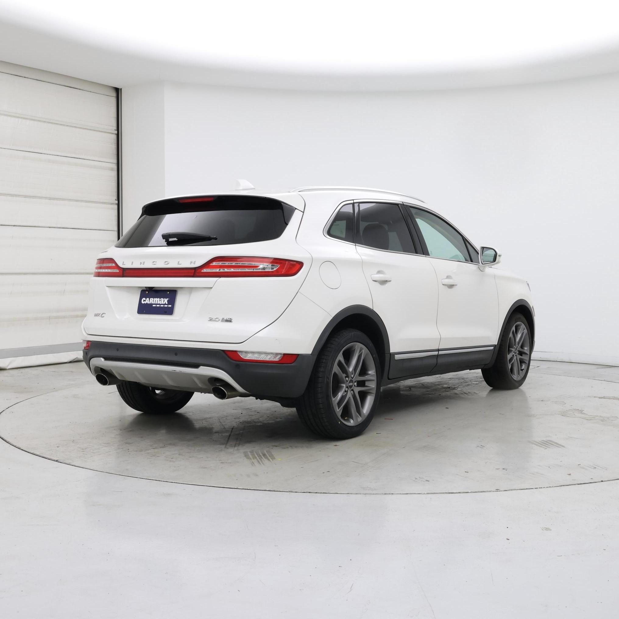 Thumbnail: 2016 Lincoln MKC - 8
