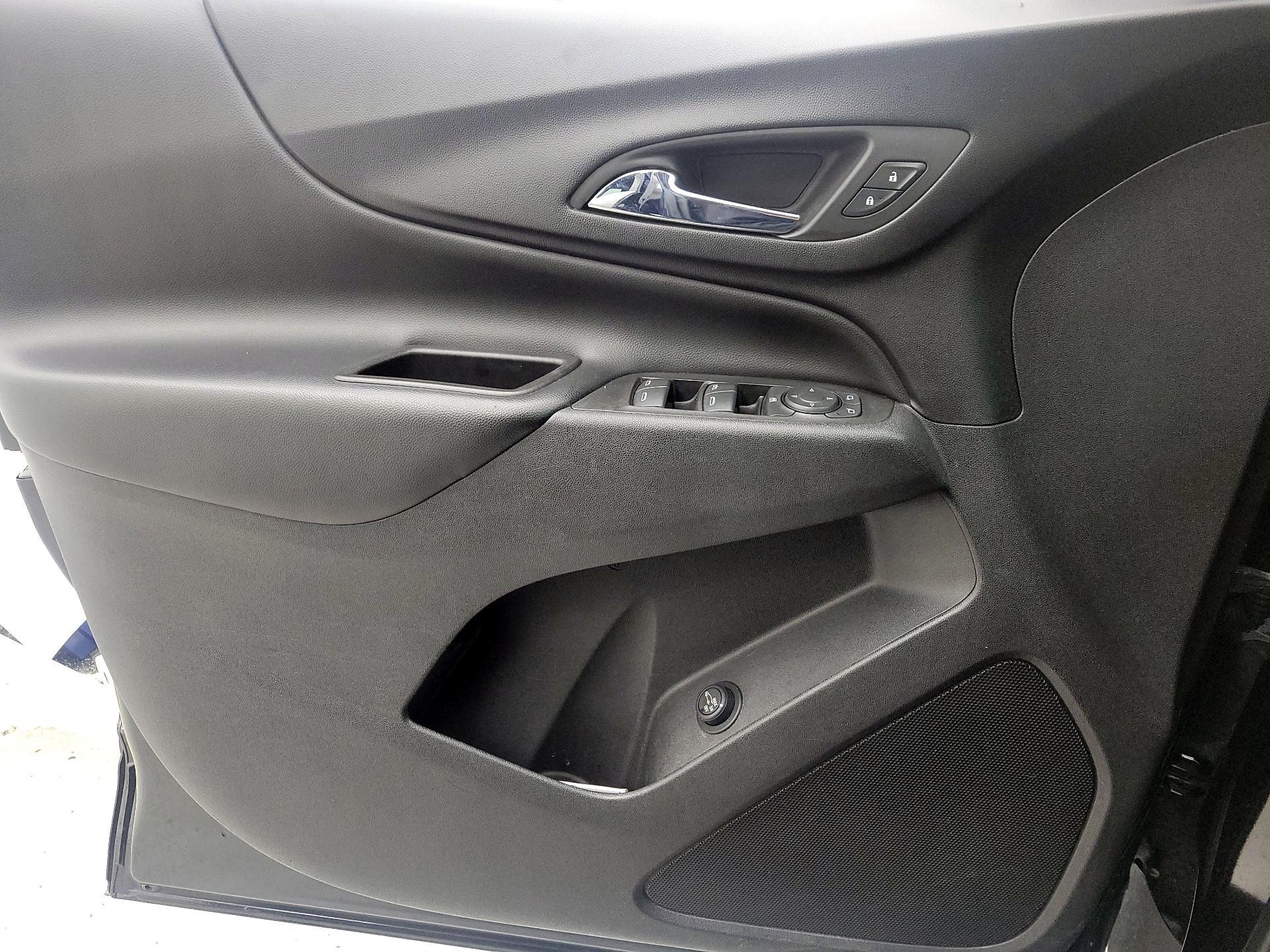 Thumbnail: 2020 Chevrolet Equinox - 12