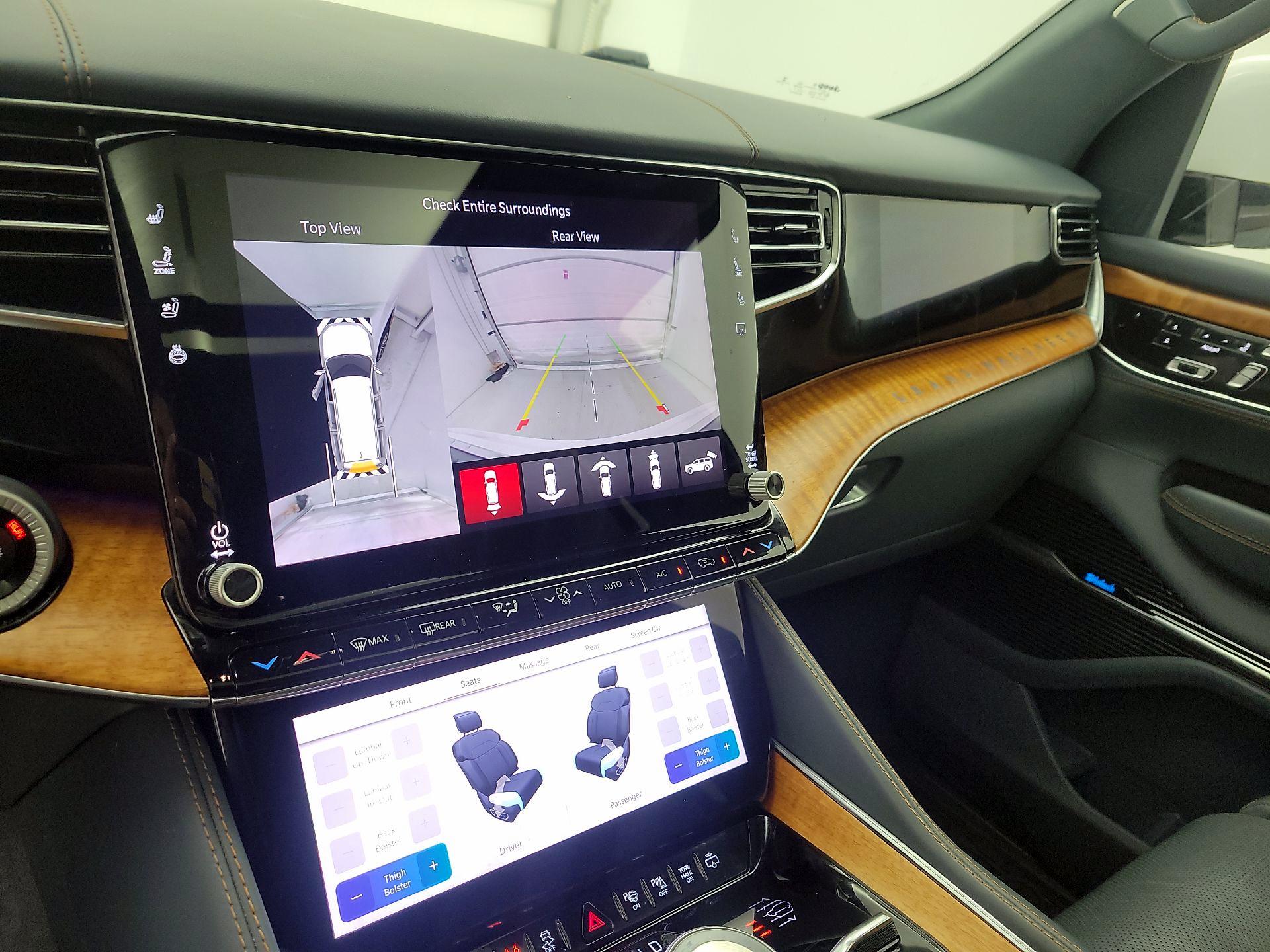 Thumbnail: 2022 Jeep Grand Wagoneer - 15