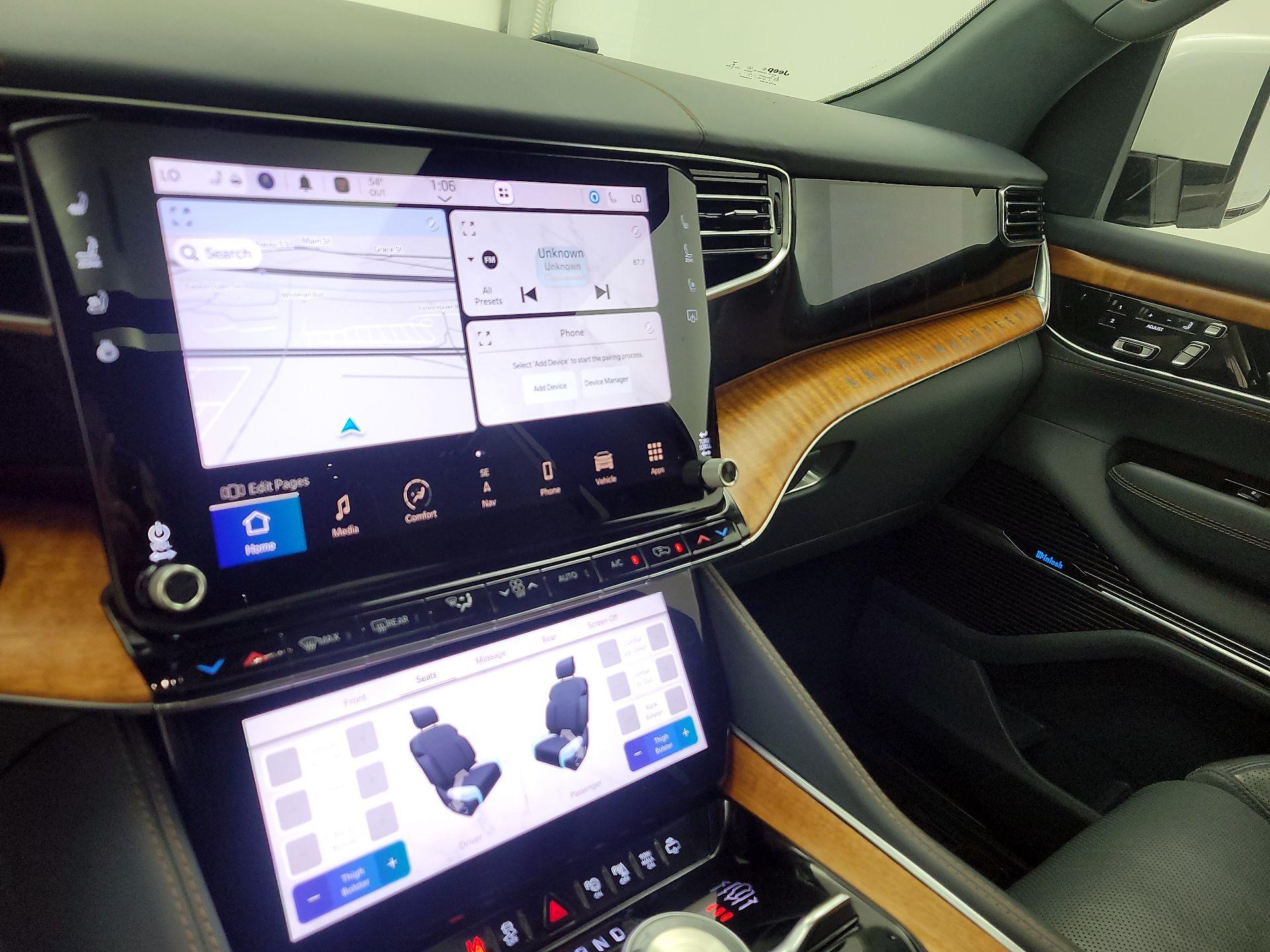 Thumbnail: 2022 Jeep Grand Wagoneer - 16