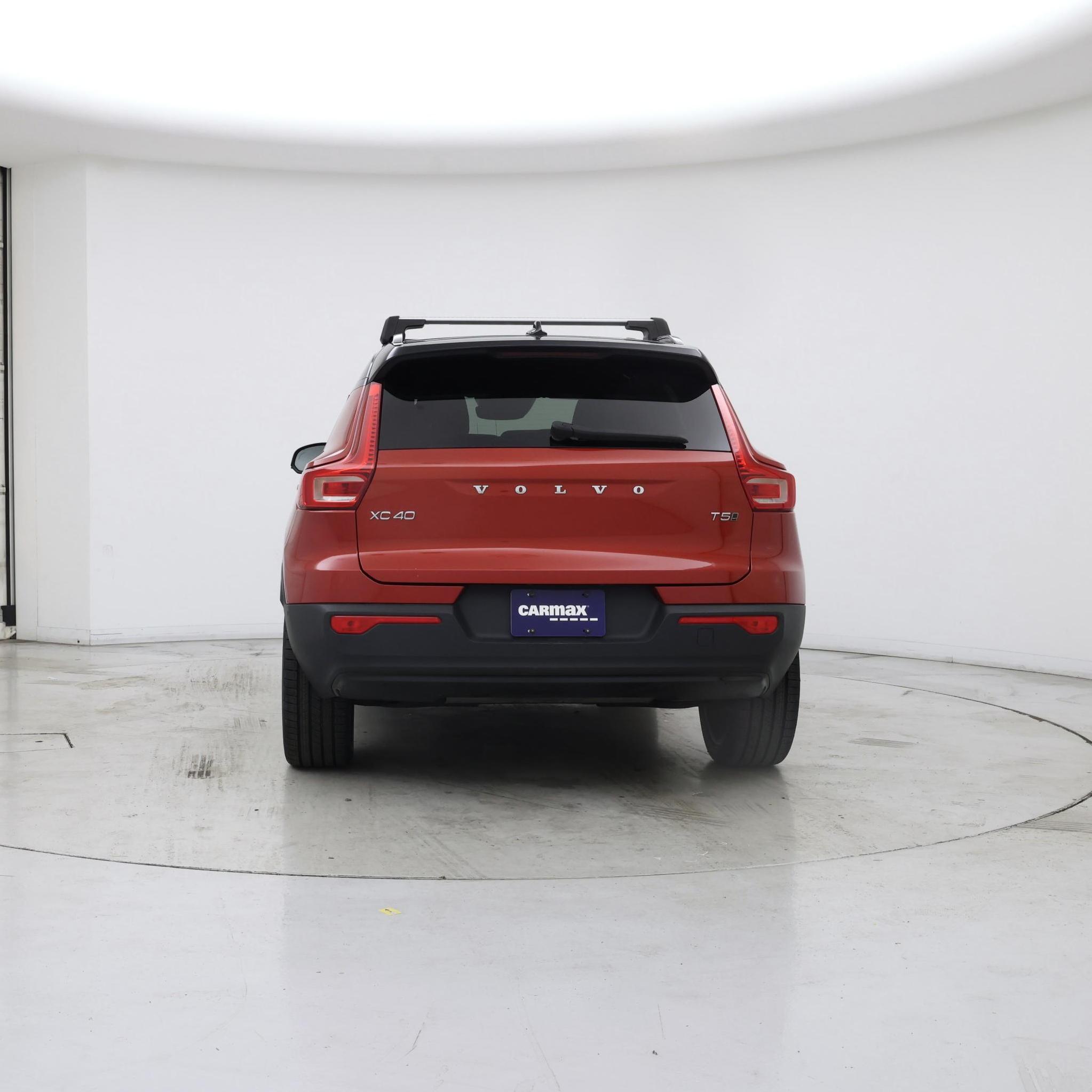 Thumbnail: 2021 Volvo XC40 - 6