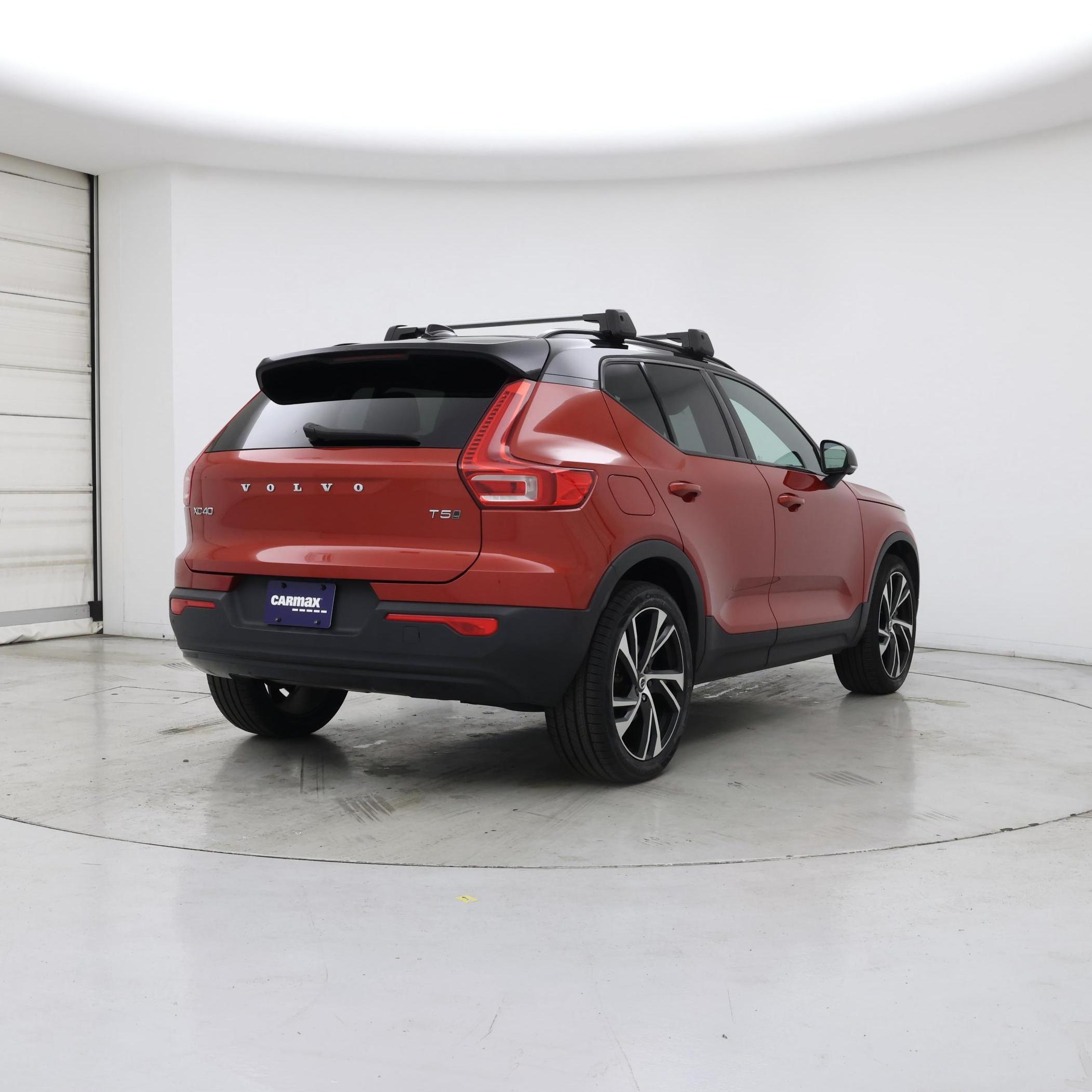 Thumbnail: 2021 Volvo XC40 - 8