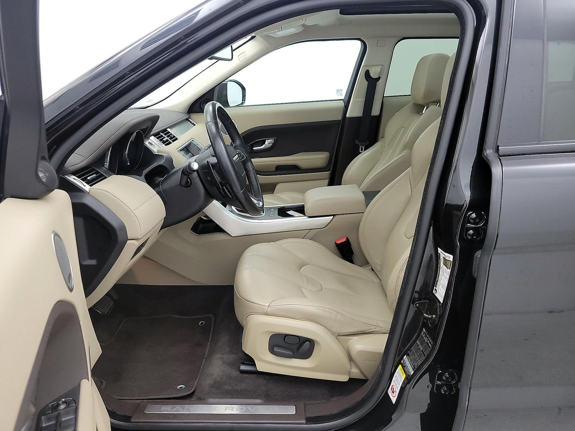 Thumbnail: 2015 Land Rover Range Rover Evoque - 11