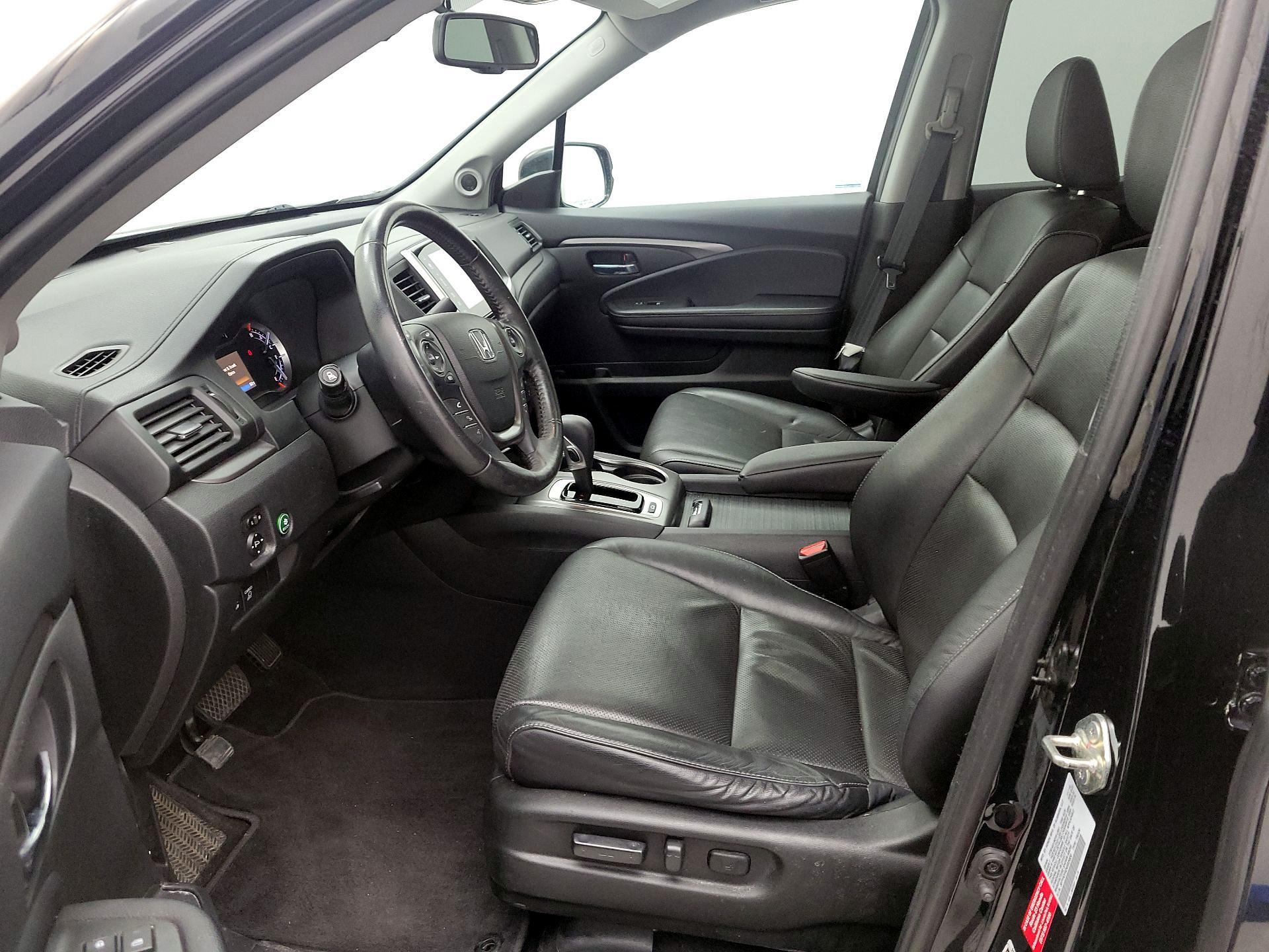 Thumbnail: 2019 Honda Ridgeline - 11