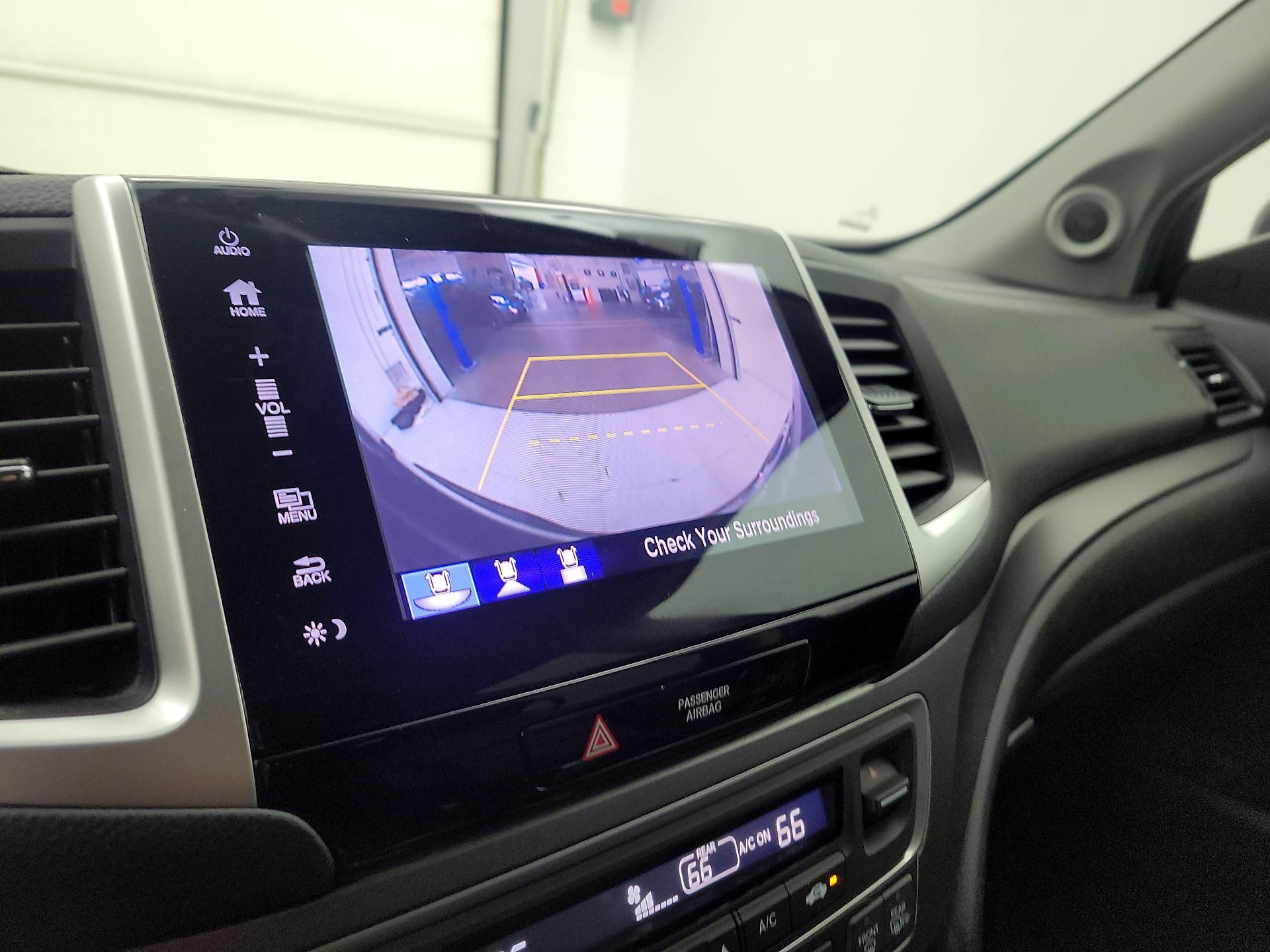 Thumbnail: 2019 Honda Ridgeline - 14