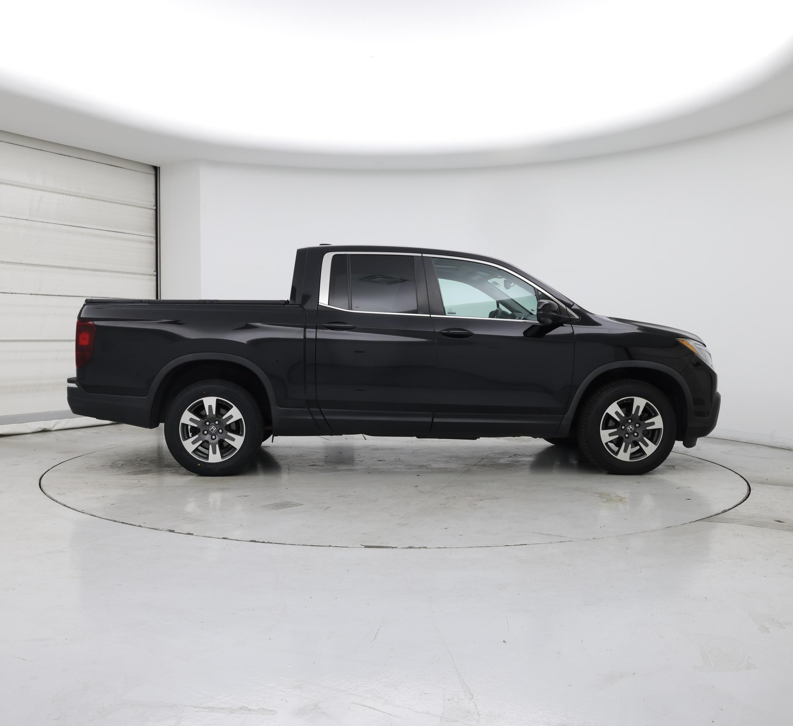 Thumbnail: 2019 Honda Ridgeline - 7