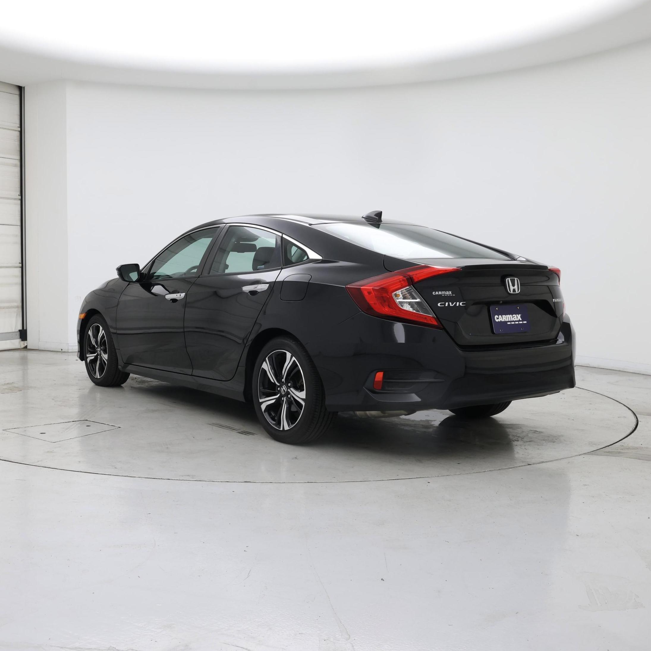 Thumbnail: 2017 Honda Civic - 2