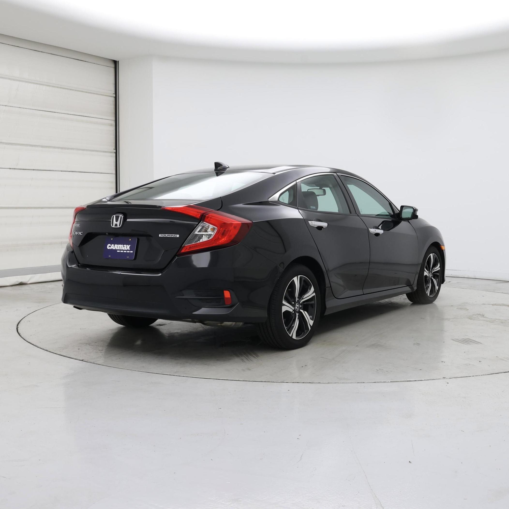 Thumbnail: 2017 Honda Civic - 8