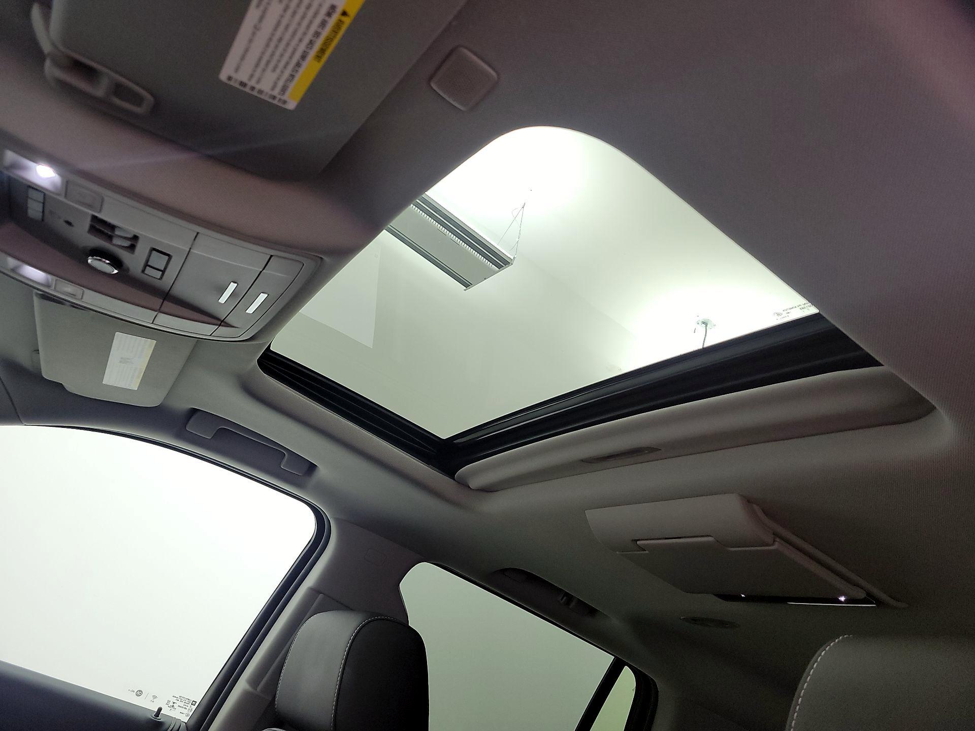 Thumbnail: 2018 GMC Yukon - 17