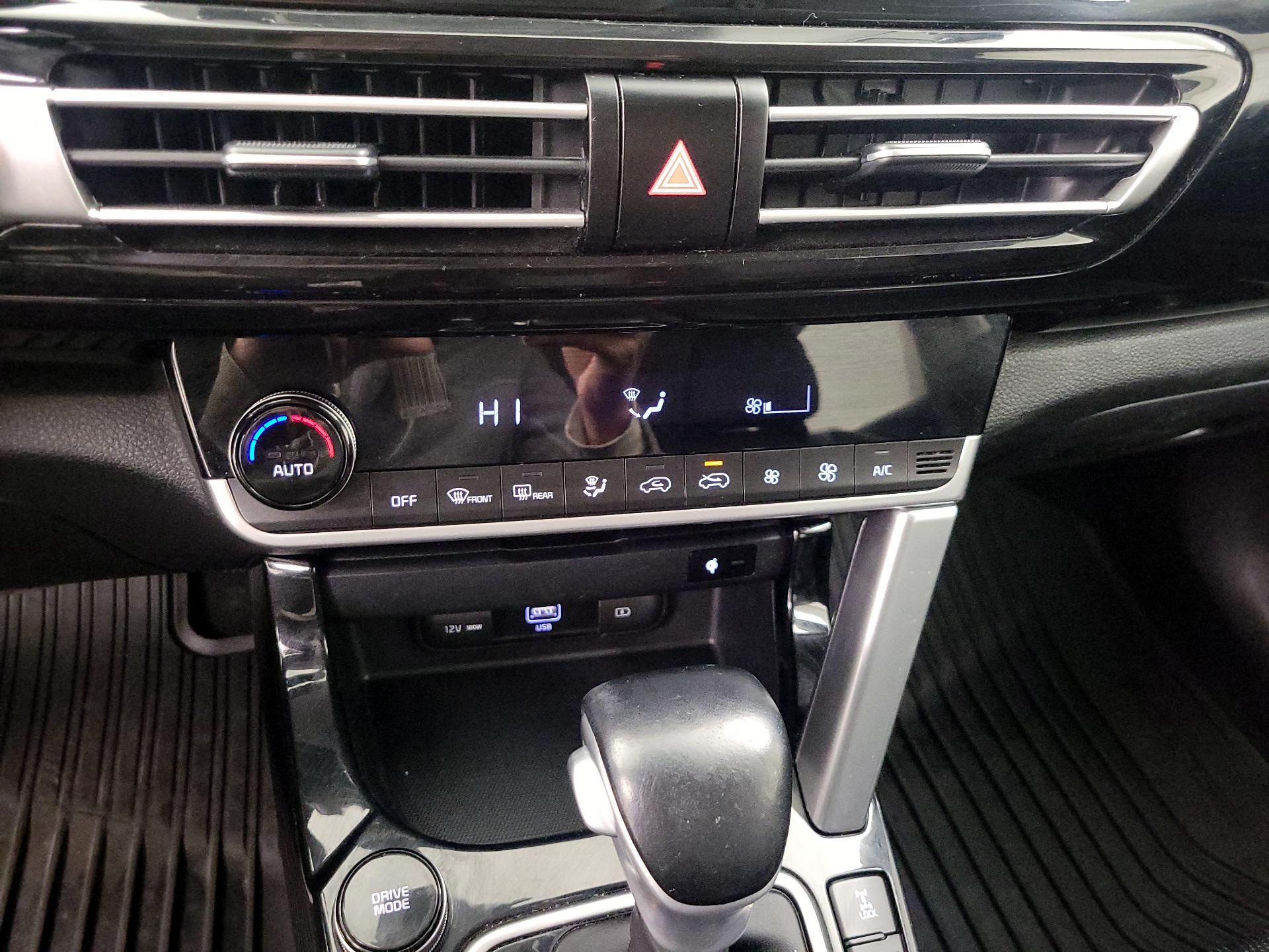 Thumbnail: 2021 Kia Seltos - 16