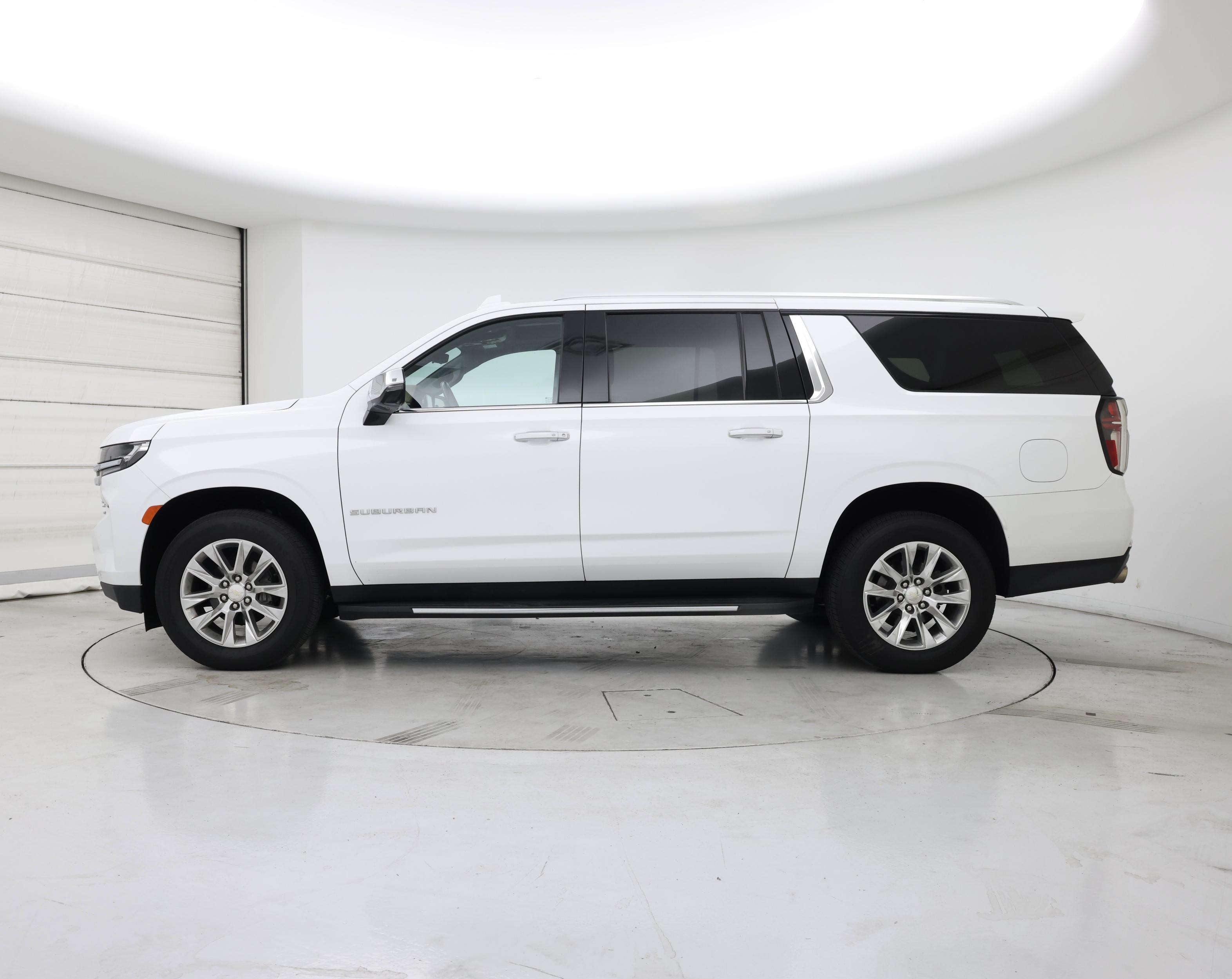 Thumbnail: 2021 Chevrolet Suburban - 3