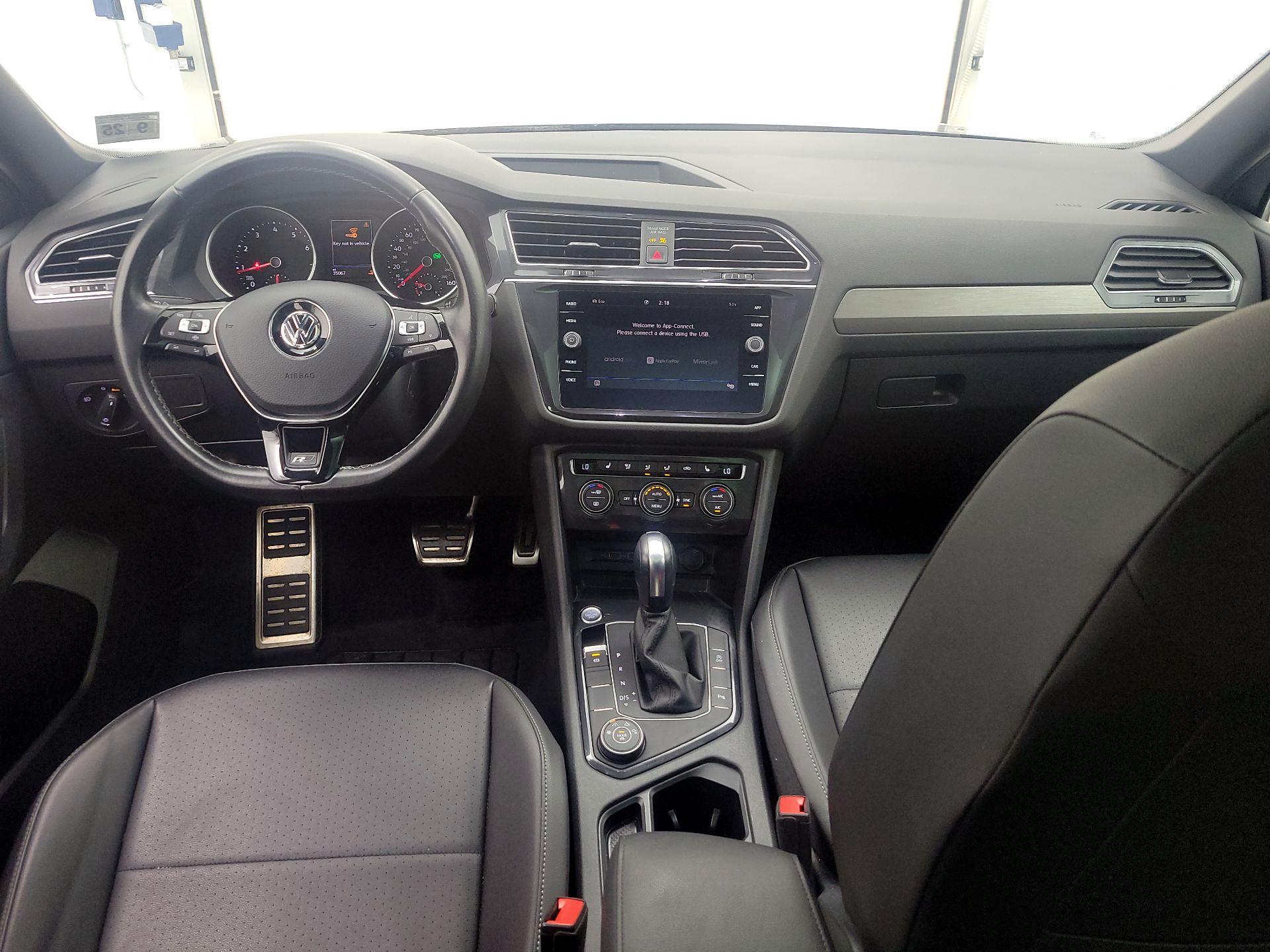 Thumbnail: 2020 Volkswagen Tiguan - 9