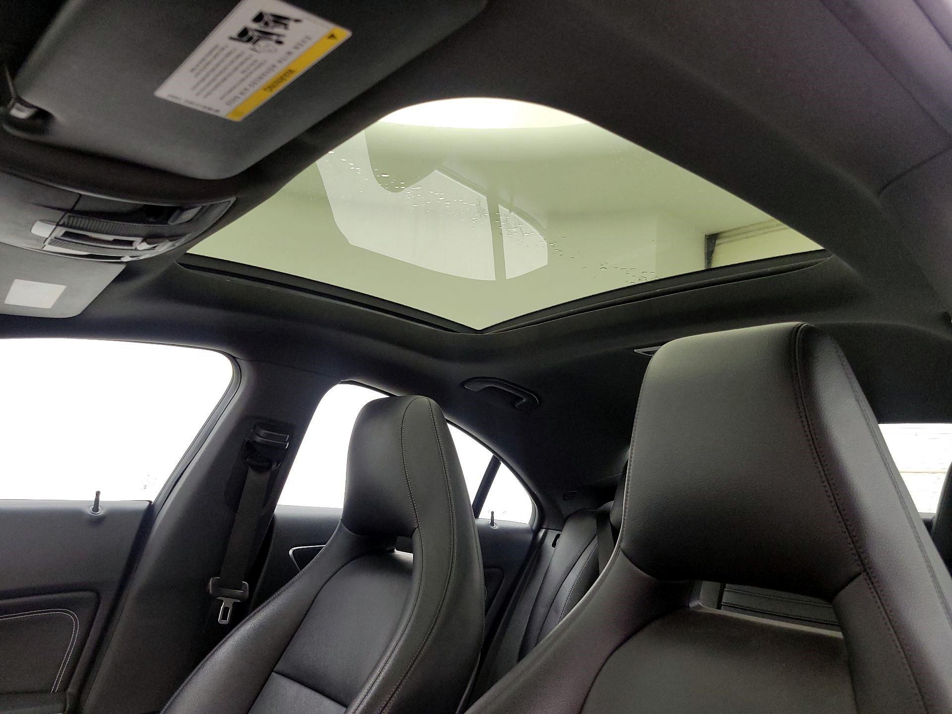 Thumbnail: 2016 Mercedes-Benz CLA - 17