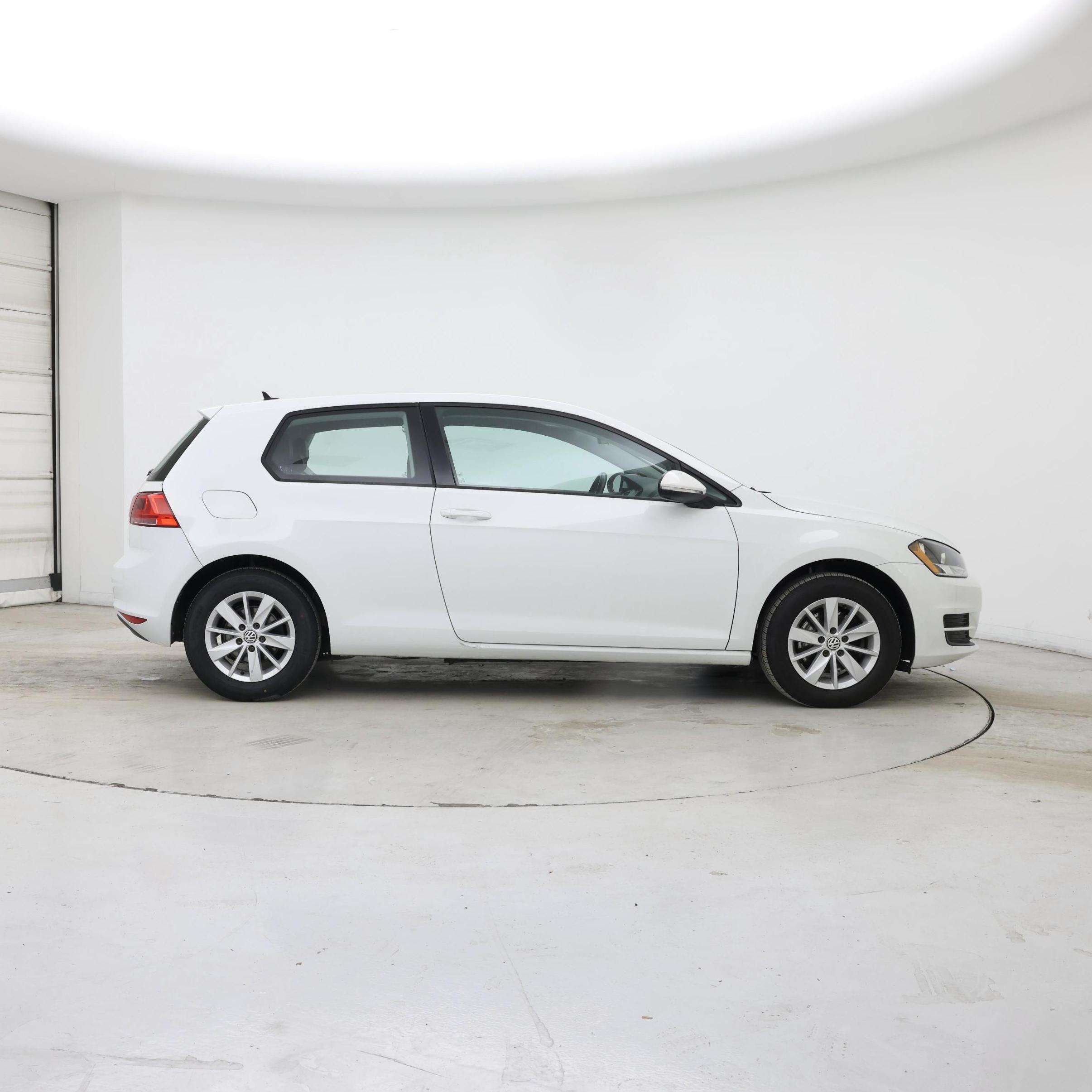 Thumbnail: 2015 Volkswagen Golf - 7