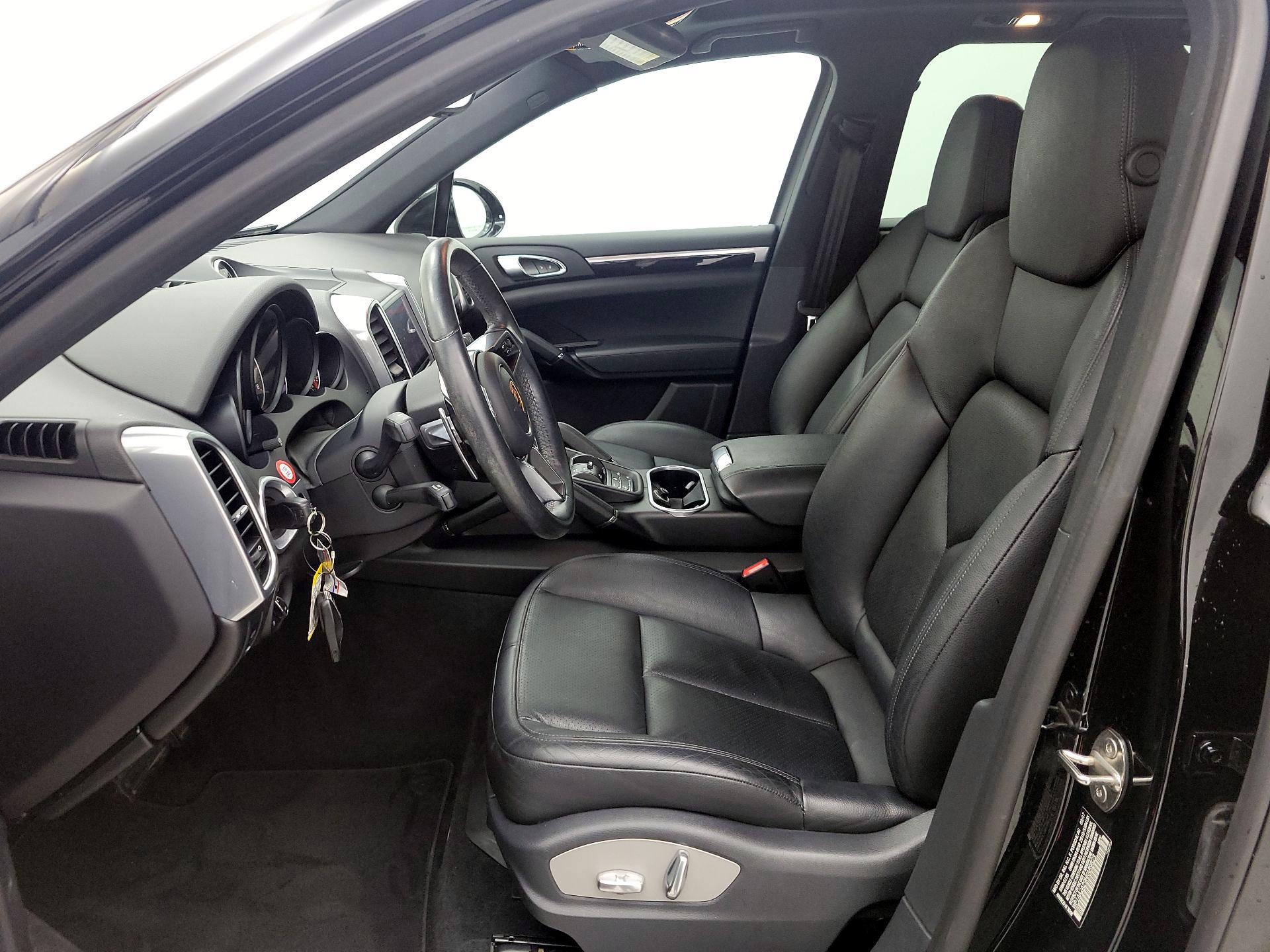 Thumbnail: 2017 Porsche Cayenne - 11