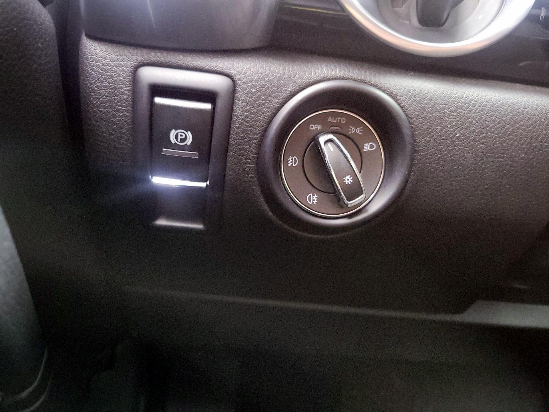 Thumbnail: 2017 Porsche Cayenne - 13