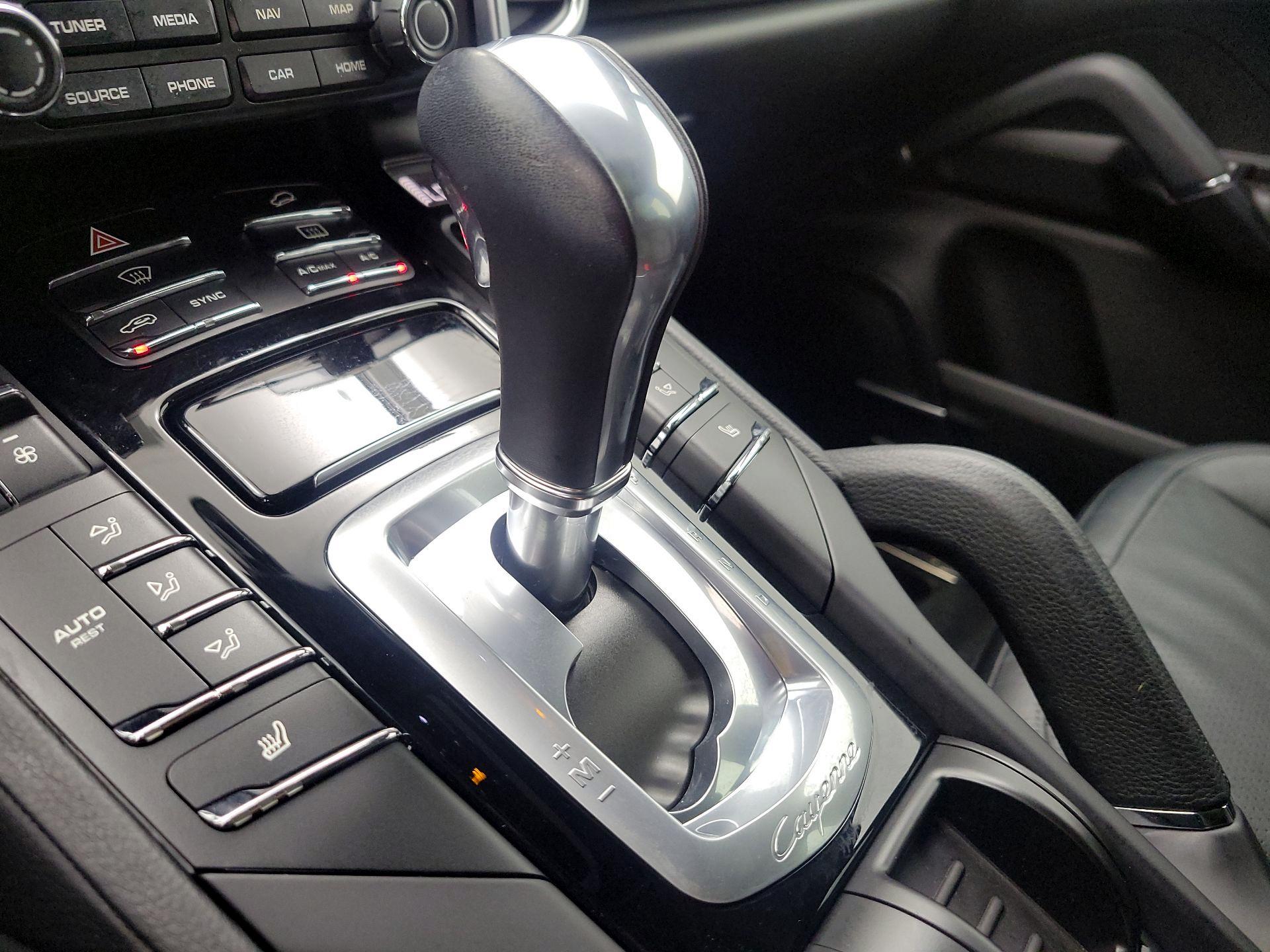 Thumbnail: 2017 Porsche Cayenne - 18