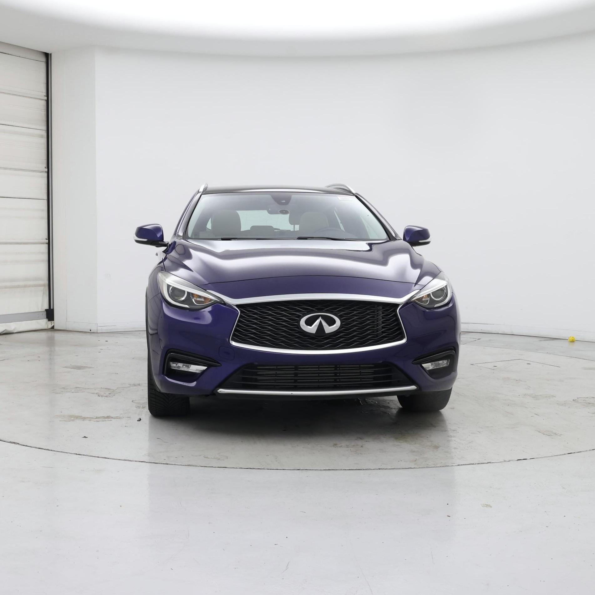 Thumbnail: 2017 INFINITI QX30 - 5