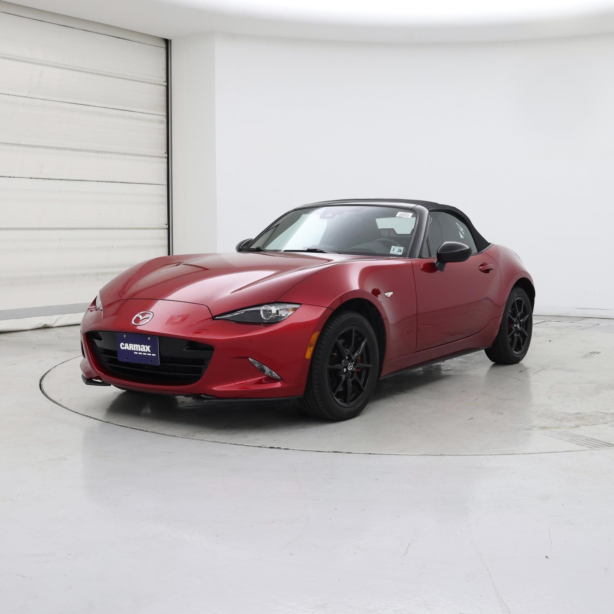 Thumbnail: 2022 Mazda MX-5 Miata - 4