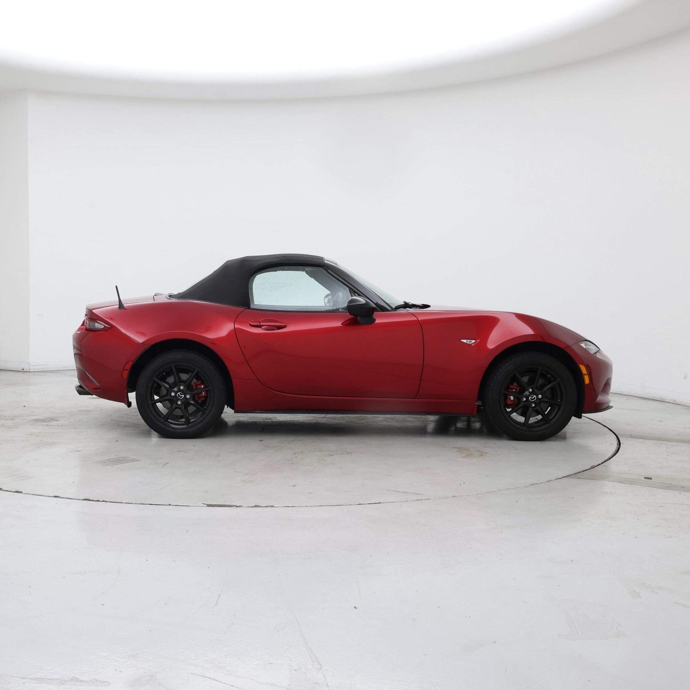 Thumbnail: 2022 Mazda MX-5 Miata - 7