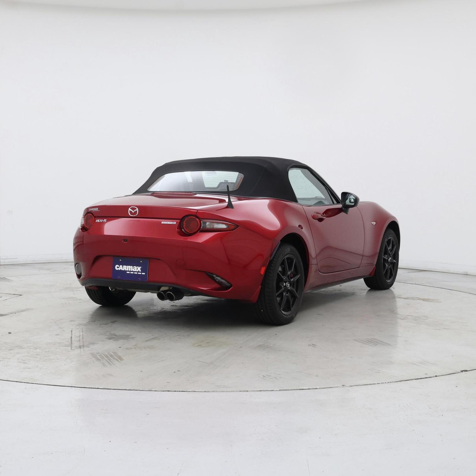 Thumbnail: 2022 Mazda MX-5 Miata - 8
