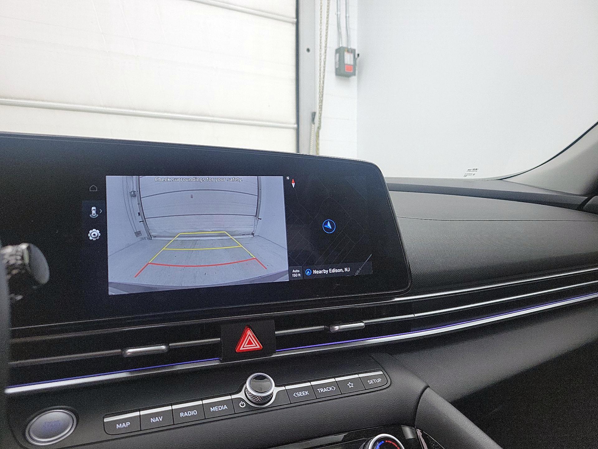 Thumbnail: 2025 Hyundai Elantra - 14