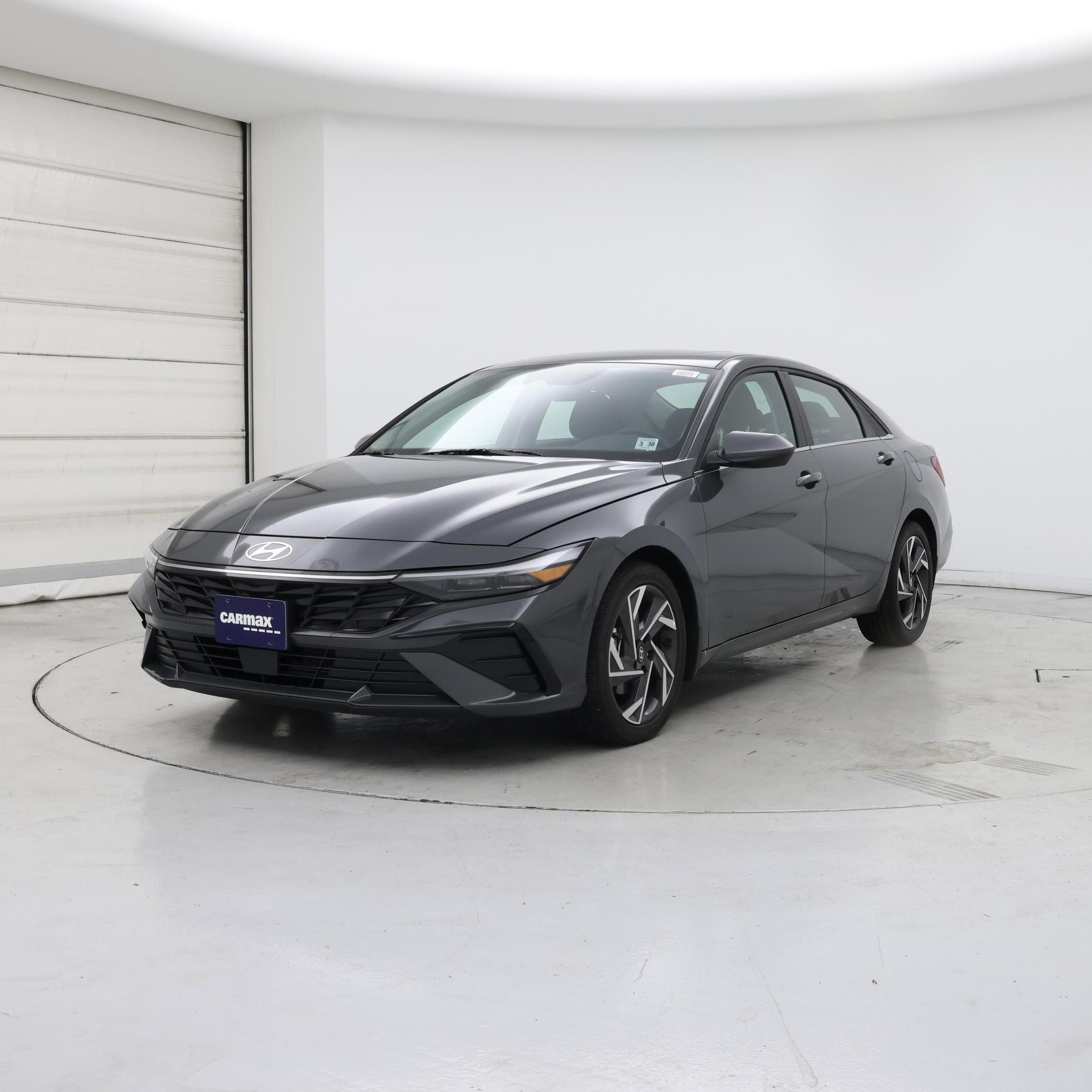 Thumbnail: 2025 Hyundai Elantra - 4