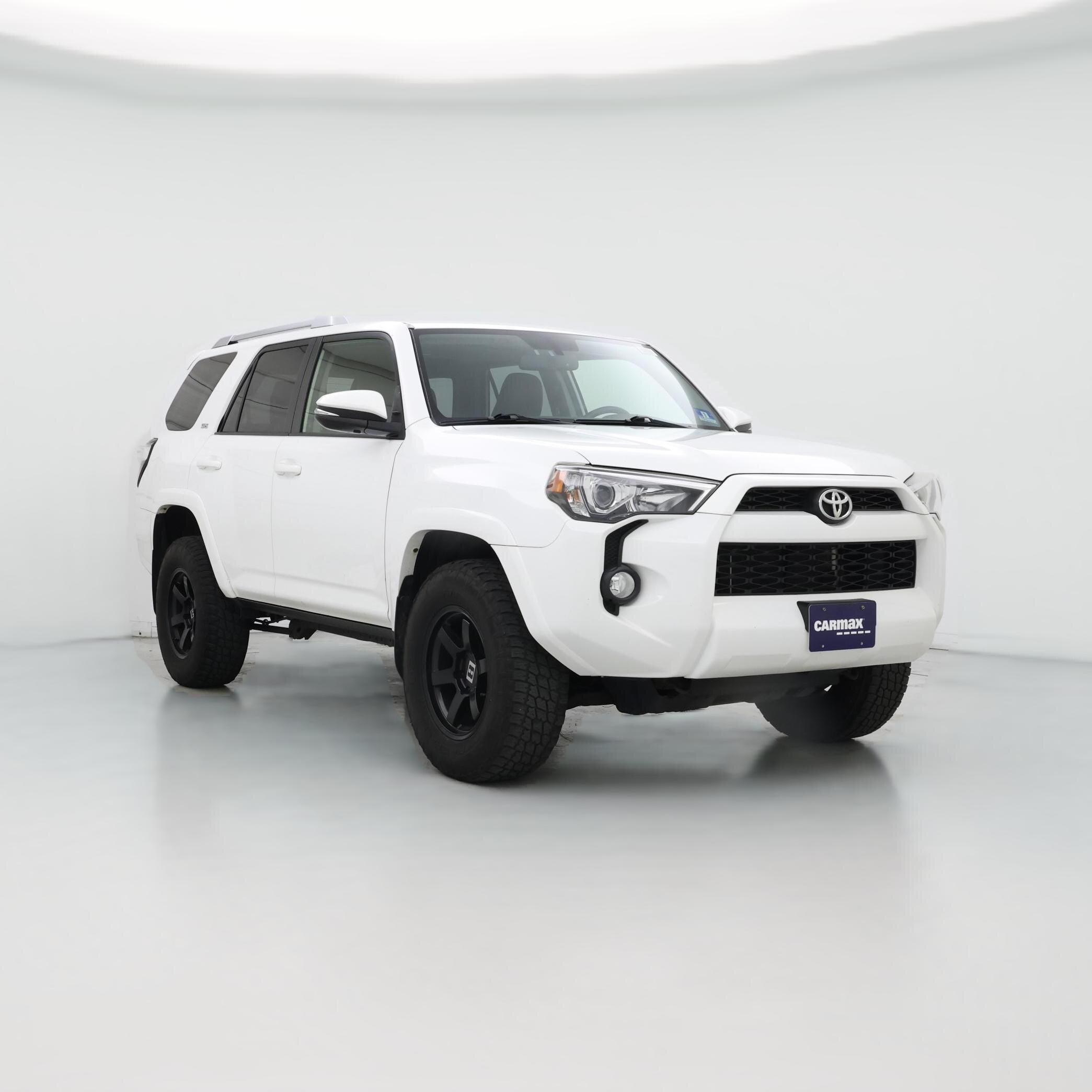 Thumbnail: 2016 Toyota 4Runner - 1
