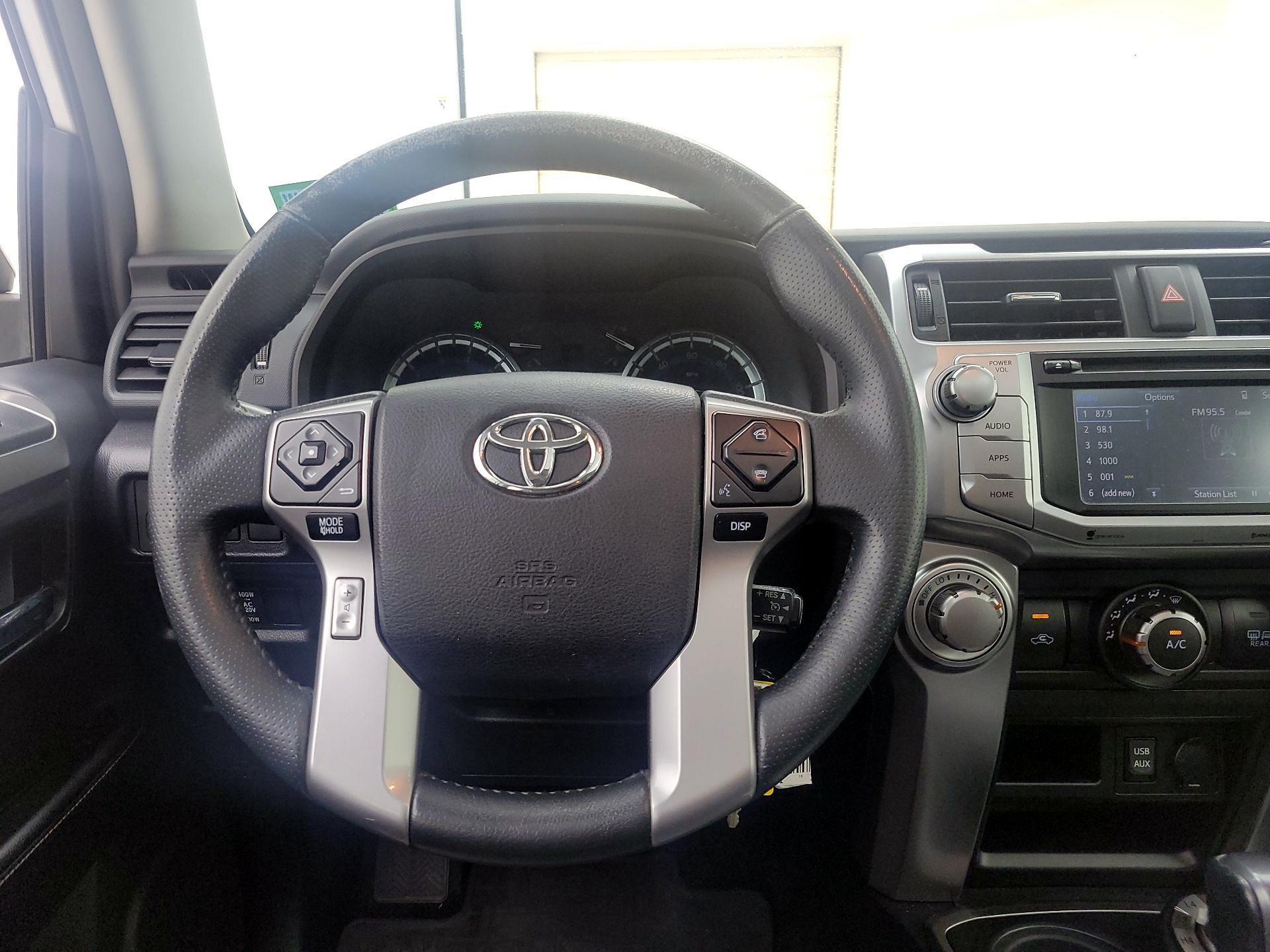 Thumbnail: 2016 Toyota 4Runner - 10