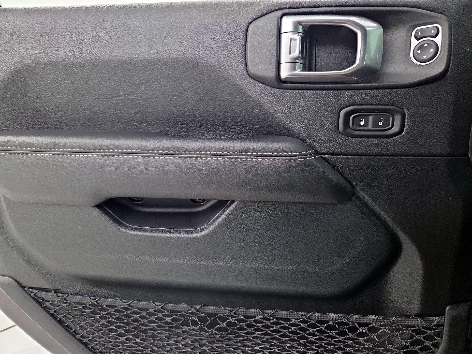 Thumbnail: 2021 Jeep Wrangler - 12