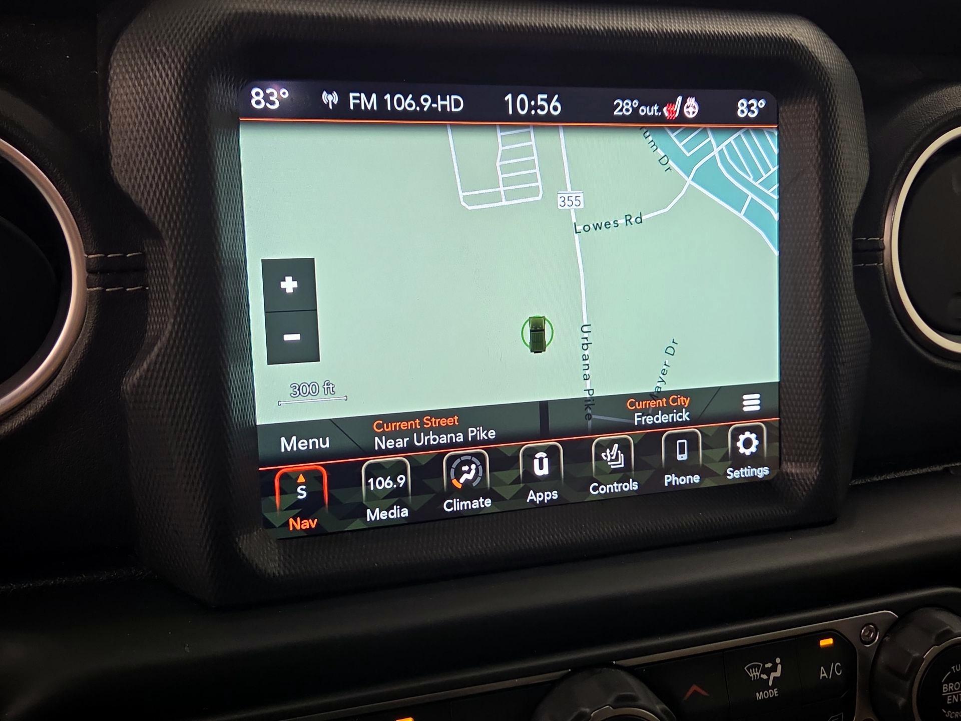 Thumbnail: 2021 Jeep Wrangler - 14