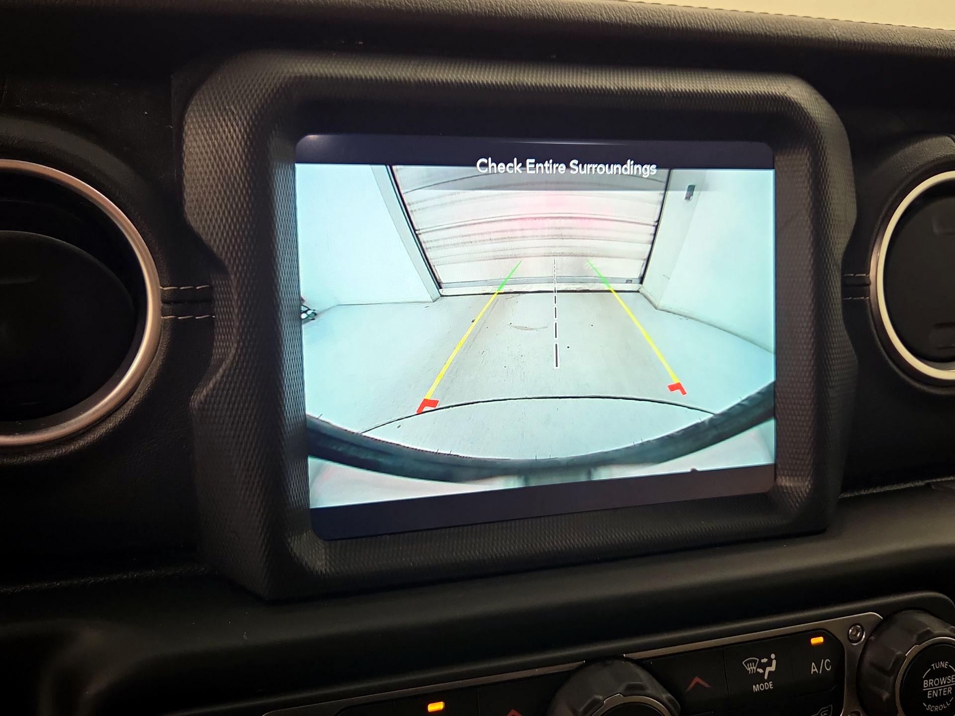 Thumbnail: 2021 Jeep Wrangler - 15